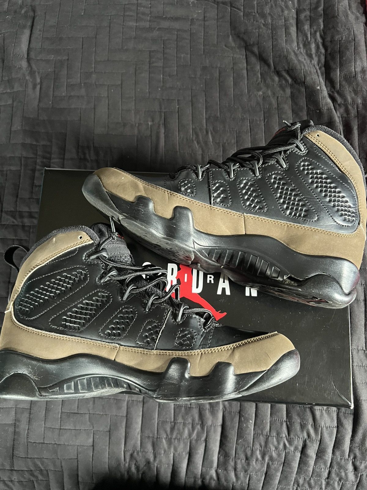 Jordan Brand × Nike Air Jordan 9 “Olive” 2012 Retro Size US 7.5 / EU 40-41 - 6 Thumbnail
