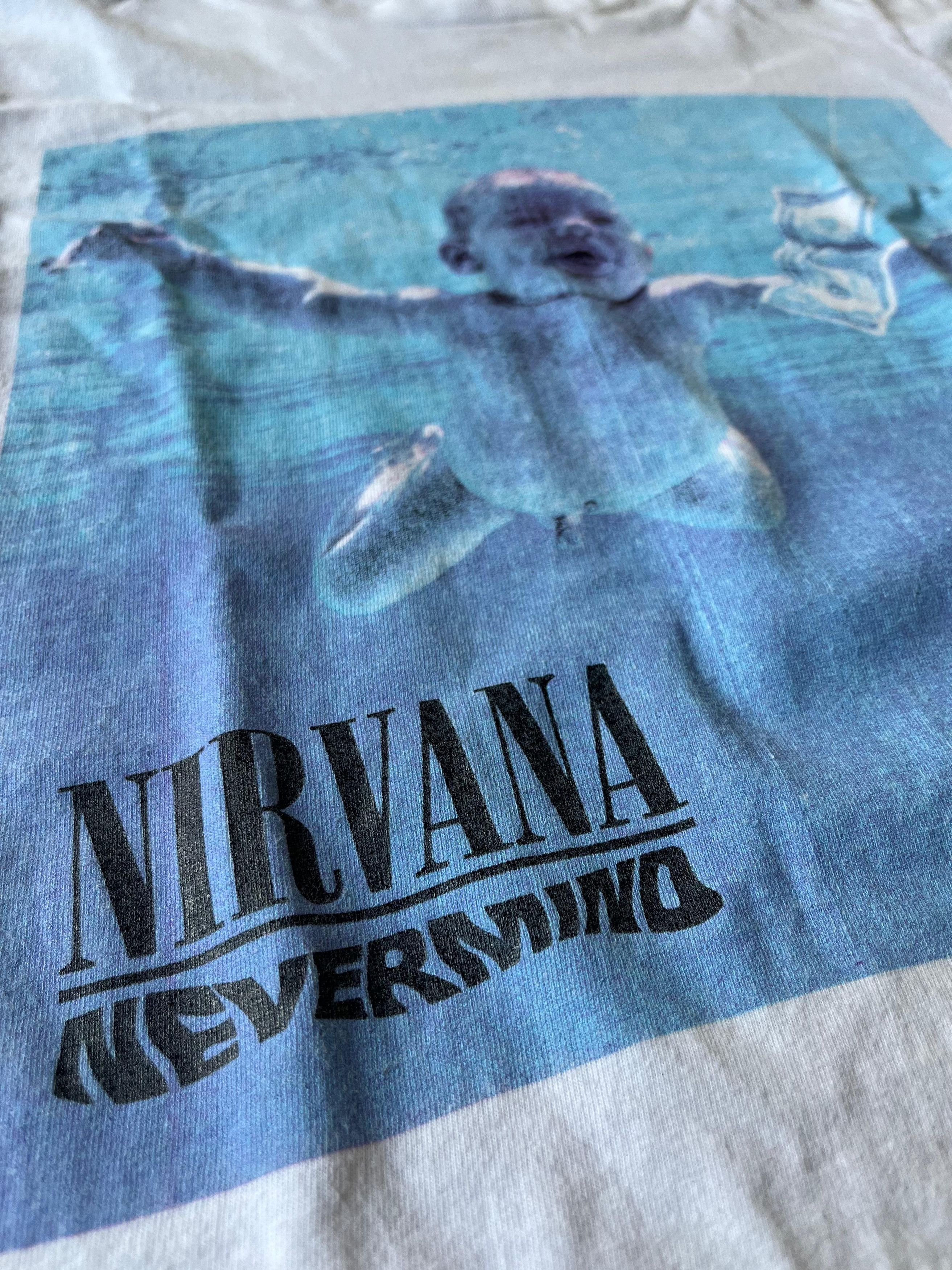 Vintage ❌SOLDOUT❌NIRVANA "NEVERMIND" BANDSHIRT WALL OF FAME Size US S / EU 44-46 / 1 - 5 Thumbnail
