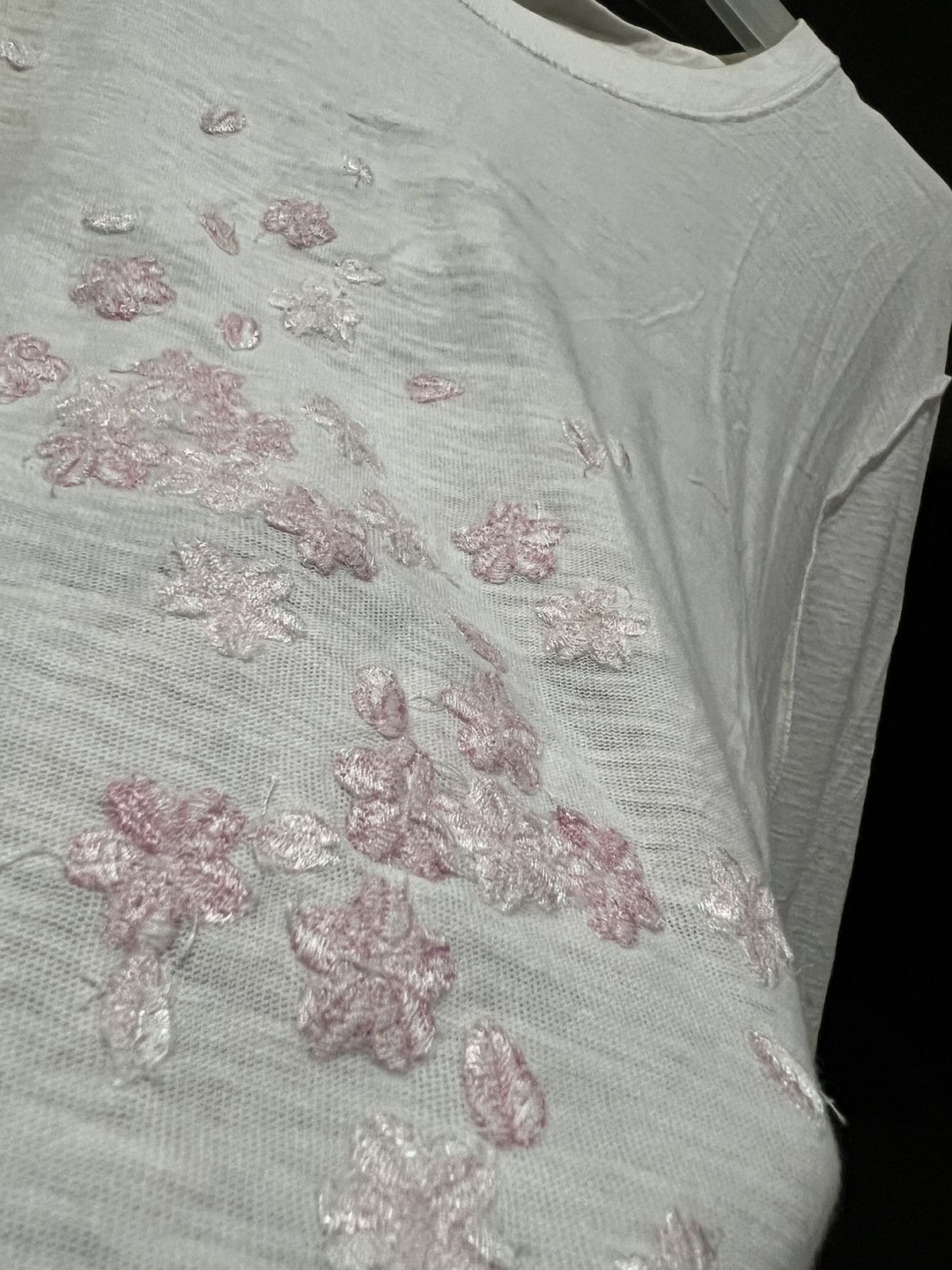 Japanese Brand Embroidery Cherry Blossom Skull Traditional Japanese Ls tee Size US M / EU 48-50 / 2 - 17 Thumbnail