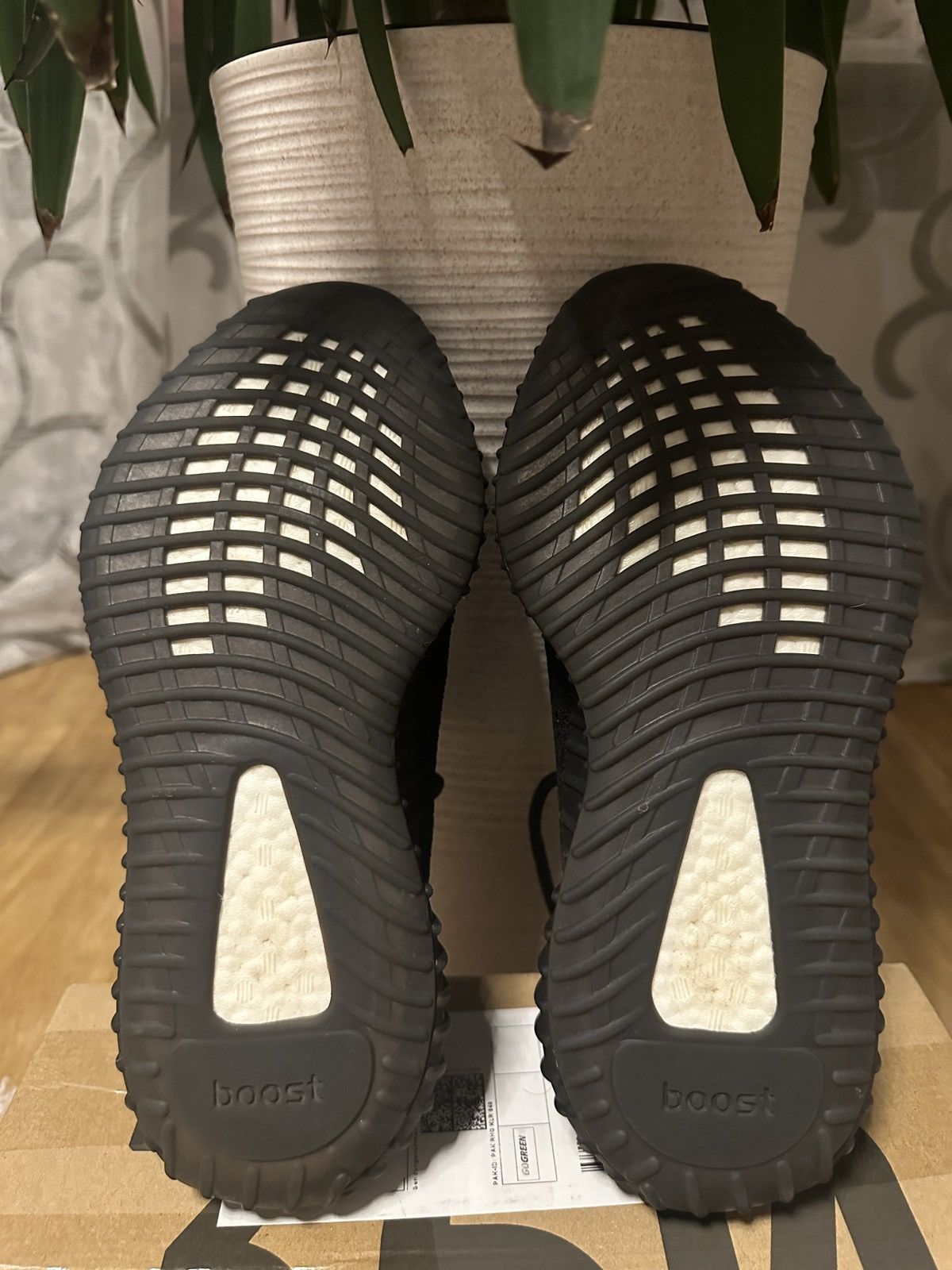 Adidas Adidas Yeezy 350 Boost v2 Core Black Size US 7.5 / EU 40-41 - 5 Thumbnail