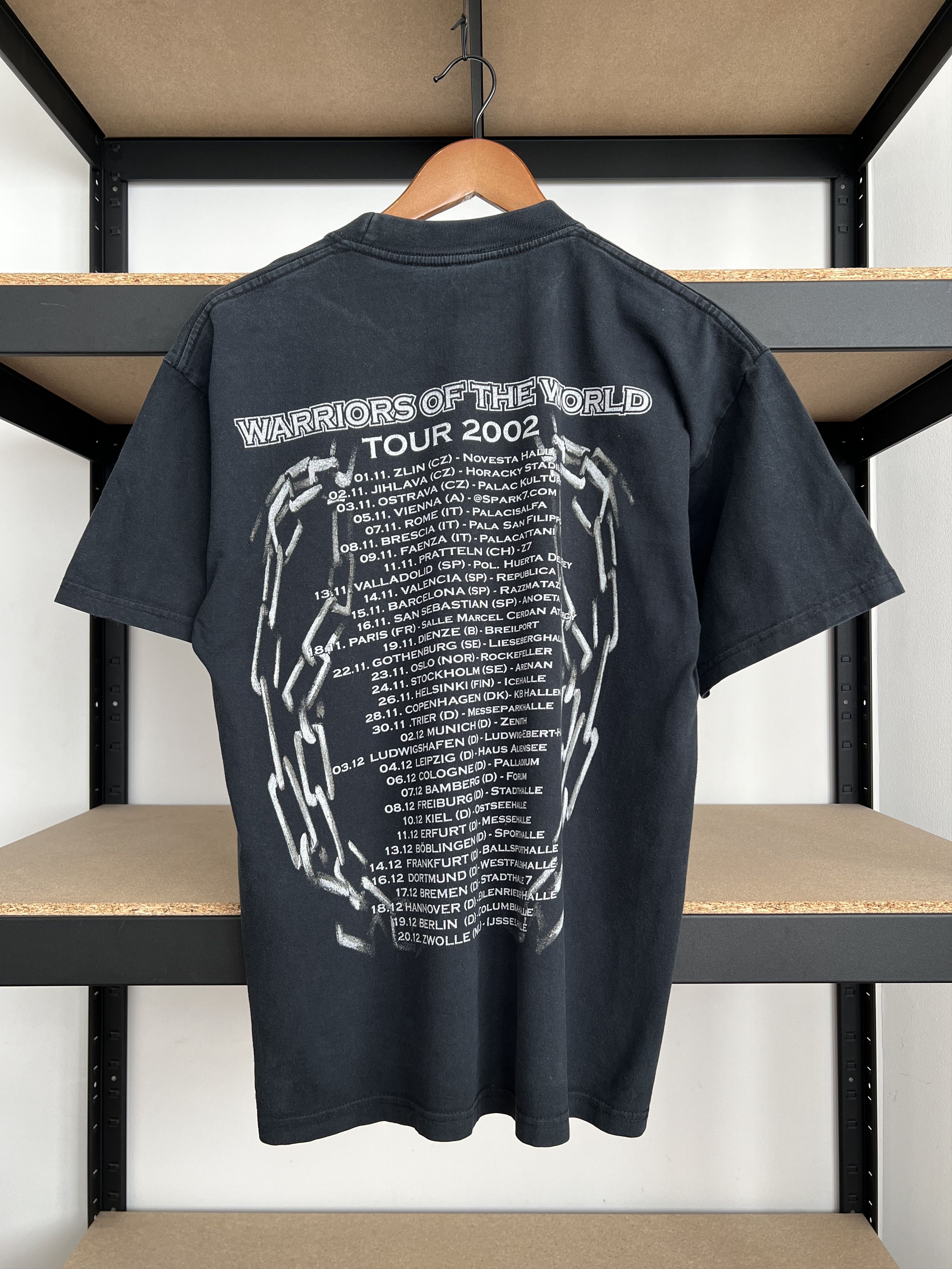 Band Tees Vintage 2002 Manowar Warriors of the World Tour T-shirt Size US L / EU 52-54 / 3 - 2 Thumbnail
