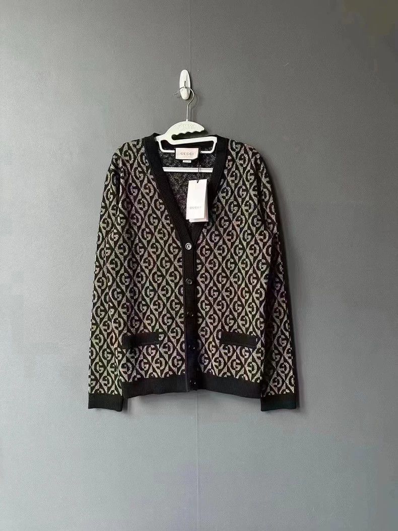 Gucci Gucci Black and gold full-print cardigan sweater 2501-Nexta Size US S / EU 44-46 / 1 - 1 Thumbnail