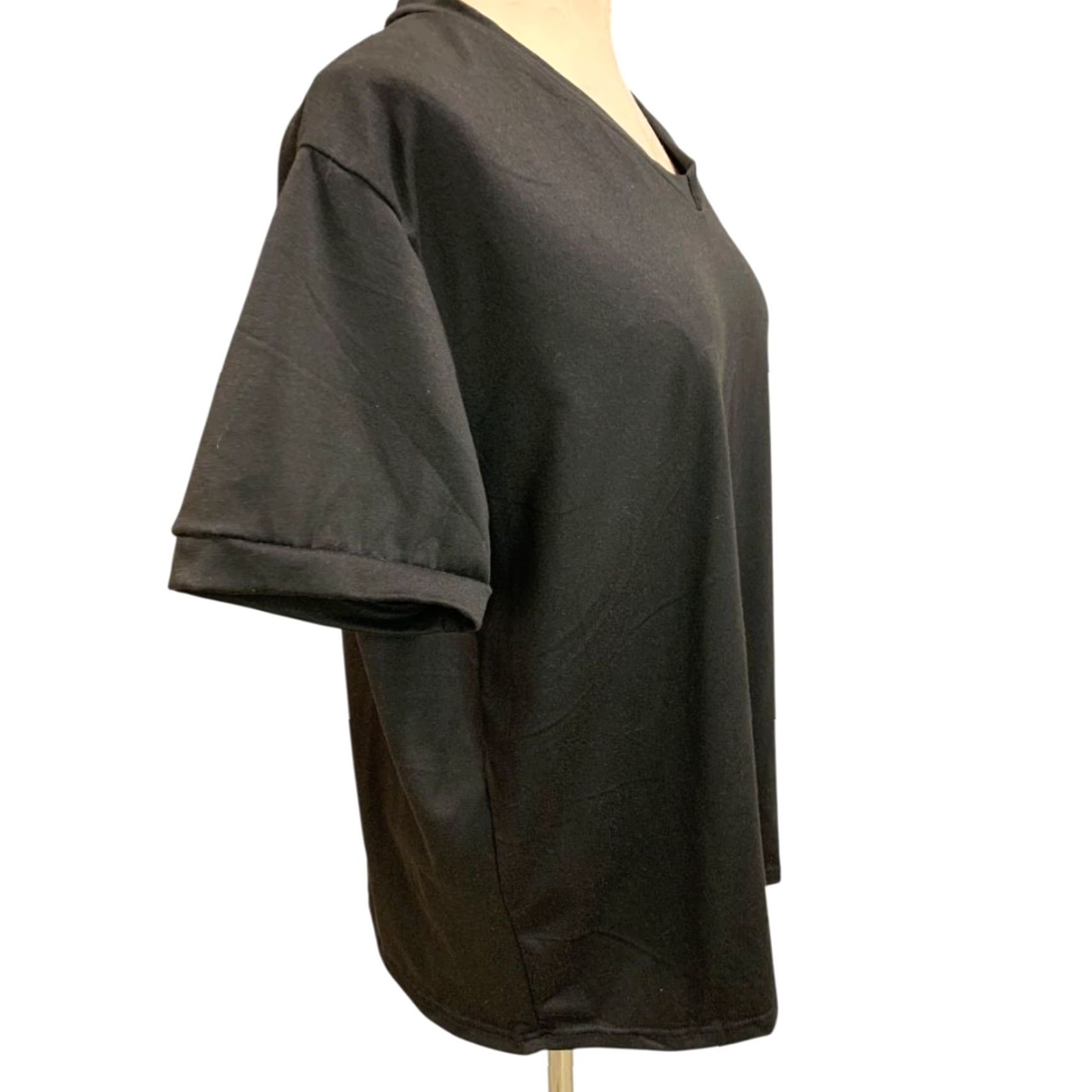 Vintage Womens Black Short Sleeve V-Neck Tshirt Size 1XL Size XL / US 12-14 / IT 48-50 - 6 Thumbnail