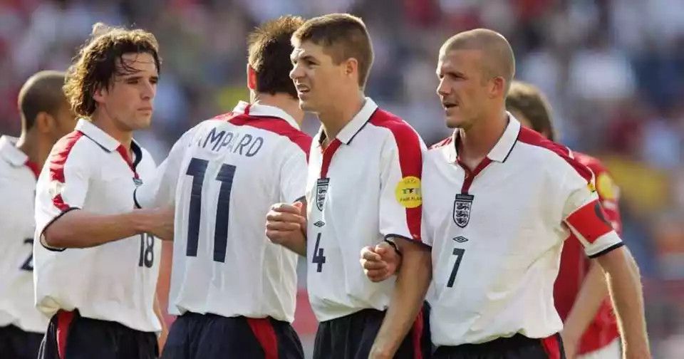 All Sport × Umbro × Vintage ENGLAND 2003 2005 HOME FOOTBALL SHIRT SOCCER JERSEY Size US XL / EU 56 / 4 - 11 Thumbnail