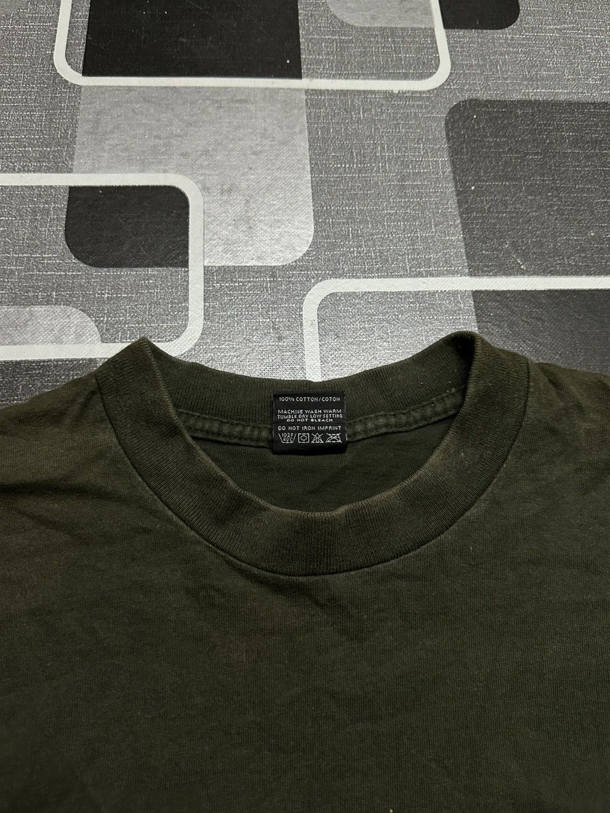 Quiksilver × Vintage Vintage 1990 Quiksilver Surfwear Tee Shirt Size US L / EU 52-54 / 3 - 6 Thumbnail