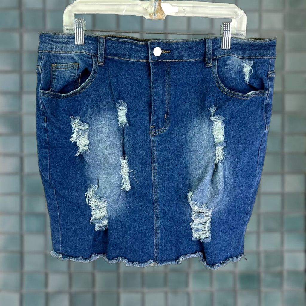 Denime VINTAGE Unpublished Denim Blue Mini Skirt Womens Size 8 Rough Hem Casual Party Bohemian Size 30" / US 8 / IT 44 - 1 Thumbnail