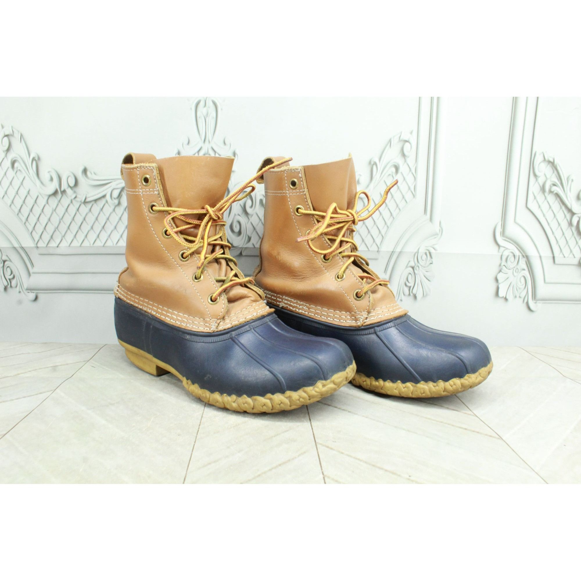 Leather LL Bean Women's Leather Unlined Ankle Duck Boots Size US 7 / IT 37 - 3 Thumbnail