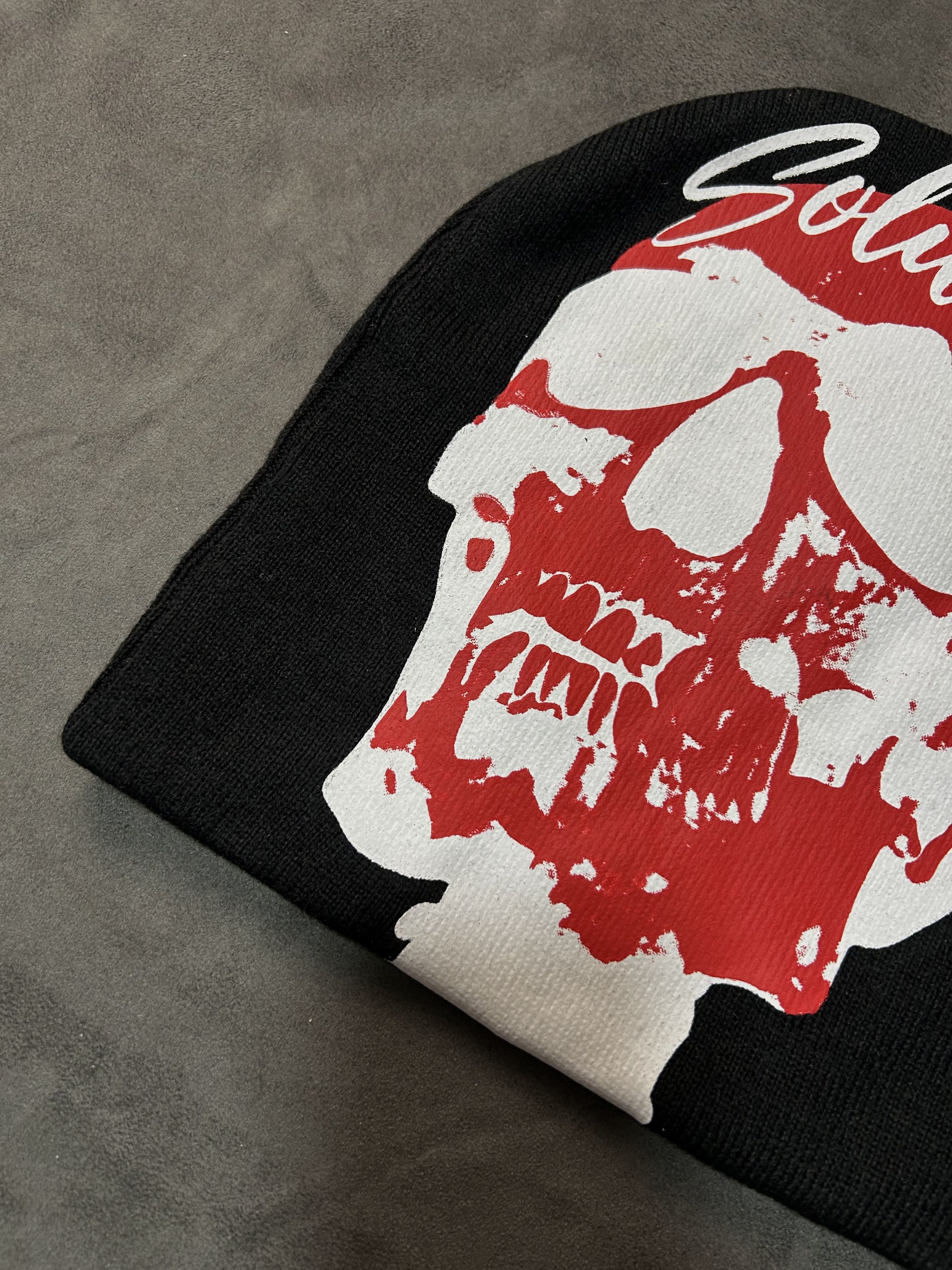 Japanese Brand Rare Solitude Graphic No Cuff Knit Black Beanie Hats OS Size ONE SIZE - 4 Thumbnail