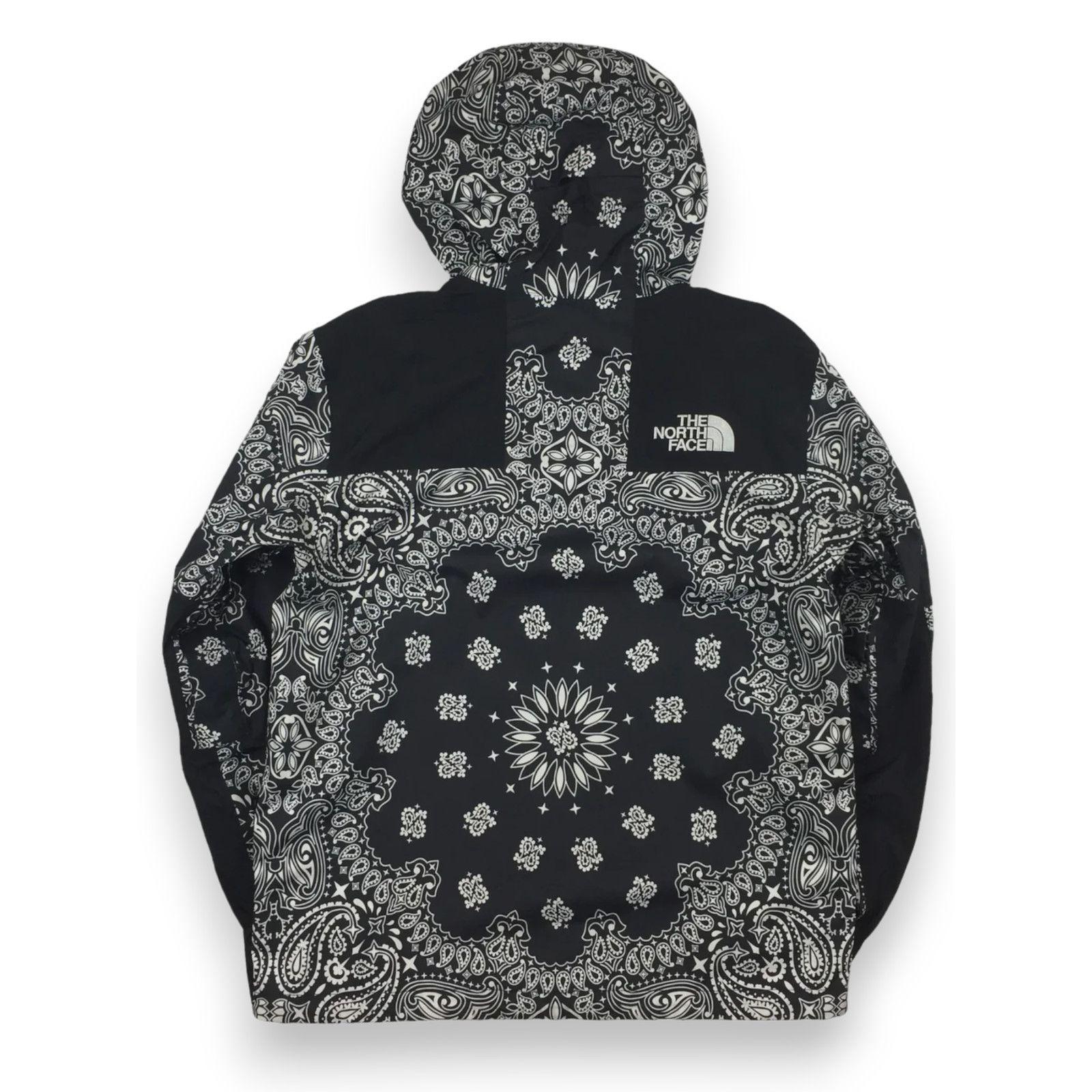 Supreme 2014 Supreme x The North Face Black Bandana Mountain Light Size US M / EU 48-50 / 2 - 2 Thumbnail