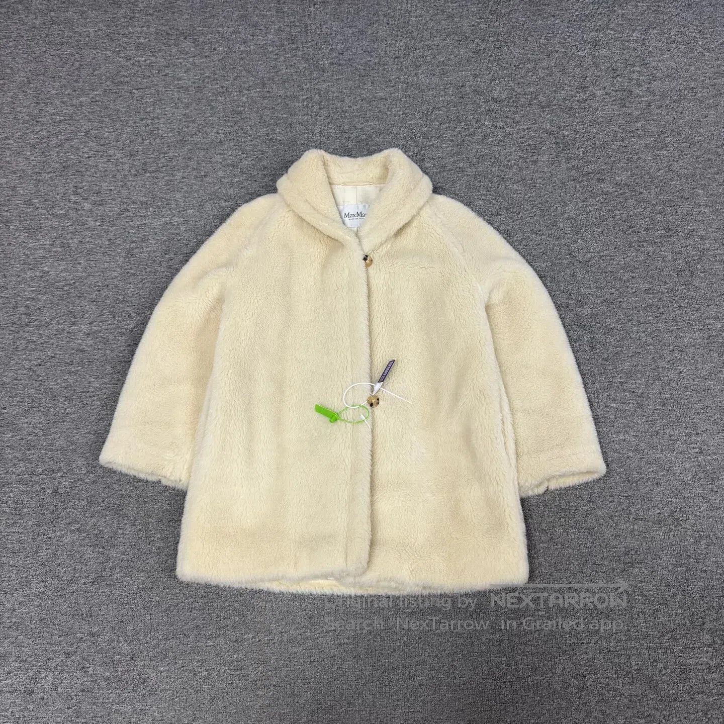 Max Mara MaxMara size 38 Main Item: Milk-white Teddy Coat| Size M / US 6-8 / IT 42-44 - 1 Thumbnail