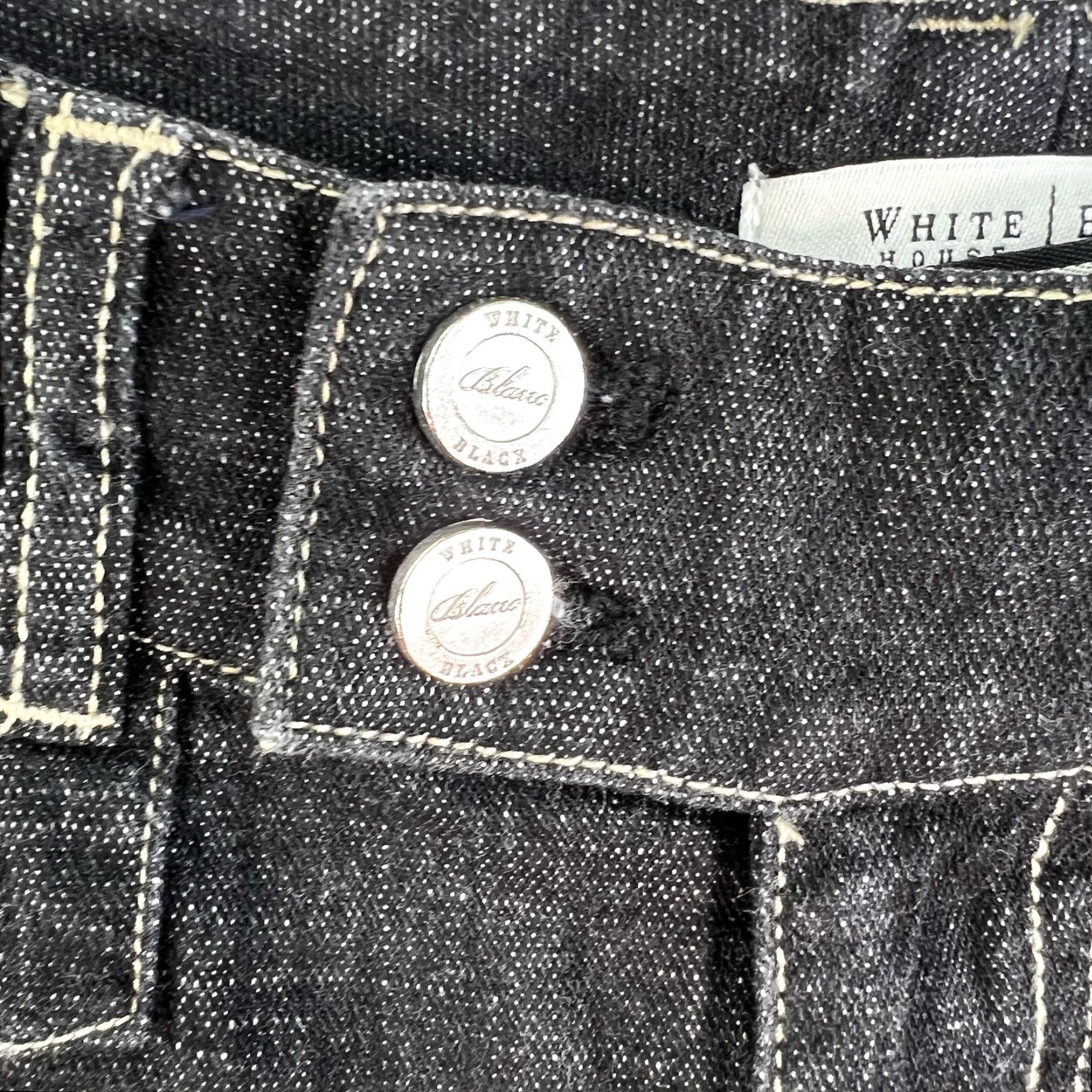 White House Black Market White House Black Market Black Denim Crop Jeans Womens Size 2 30X21.5 Low Rise Regular Fit Size 26" / US 2 / IT 38 - 2 Thumbnail