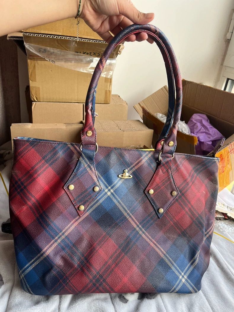 Vivienne Westwood Vivienne Westwood size os Black lily print / Bowling bag Size ONE SIZE - 1 Thumbnail