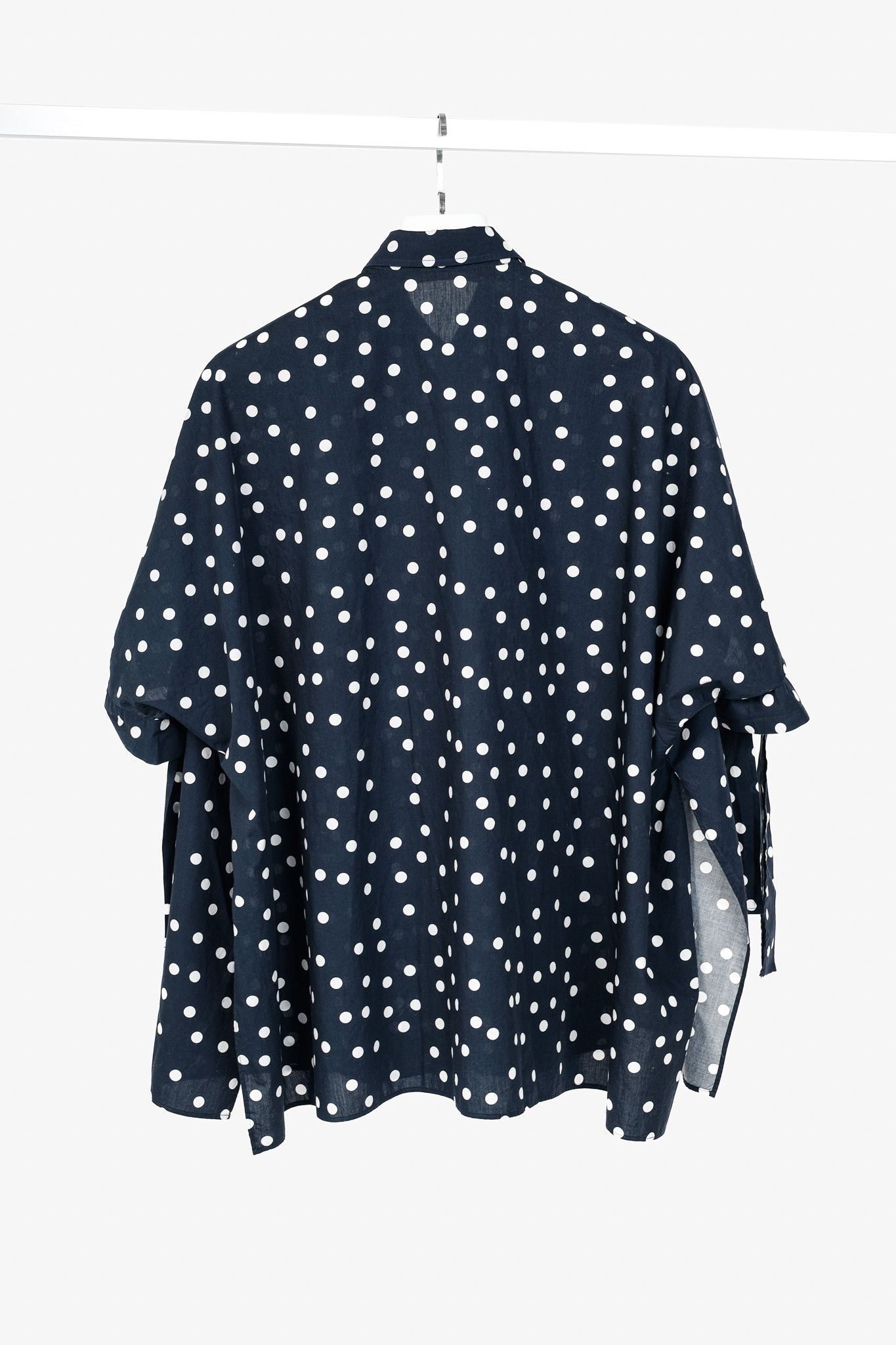Carolina Herrera CH Carolina Herrera Polka-Dot Oversized Tie-Cuff Shirt Size XS / US 0-2 / IT 36-38 - 2 Thumbnail