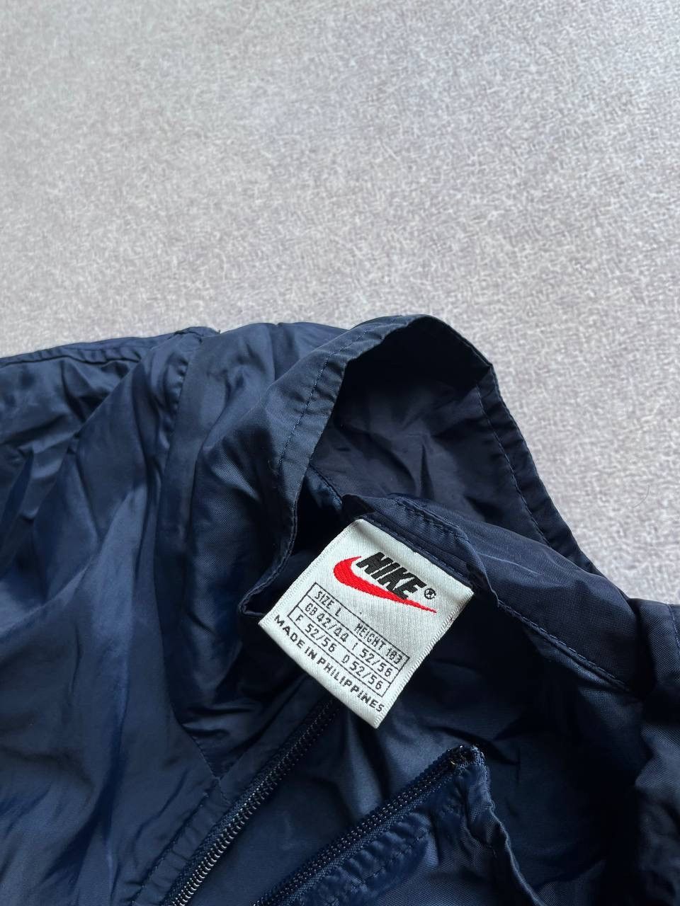 Nike Vintage Nike Swoosh Nylon Olympic Zip Jacket Y2K L Size US L / EU 52-54 / 3 - 7 Thumbnail