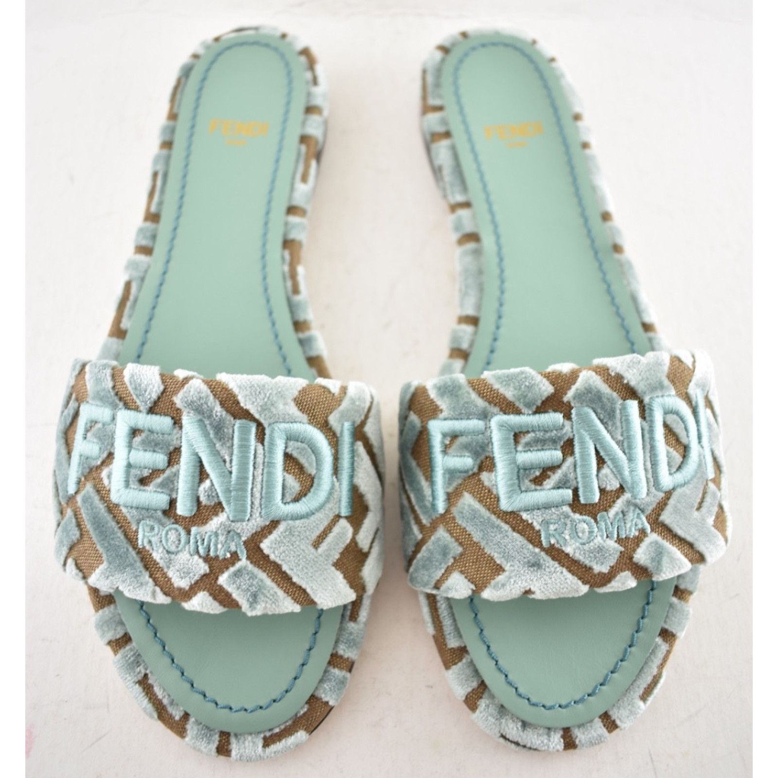 Fendi Fendi Sunshine Velvet FF Logo Menta Green Mule Slide 36 Size US 6 / IT 36 - 6 Thumbnail