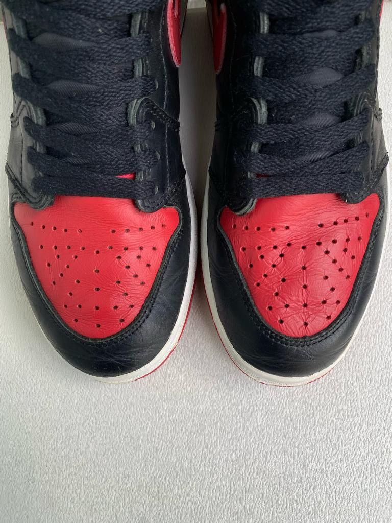 Nike 1994 Jordan 1 Breds Size US 8 / EU 41 - 9 Thumbnail