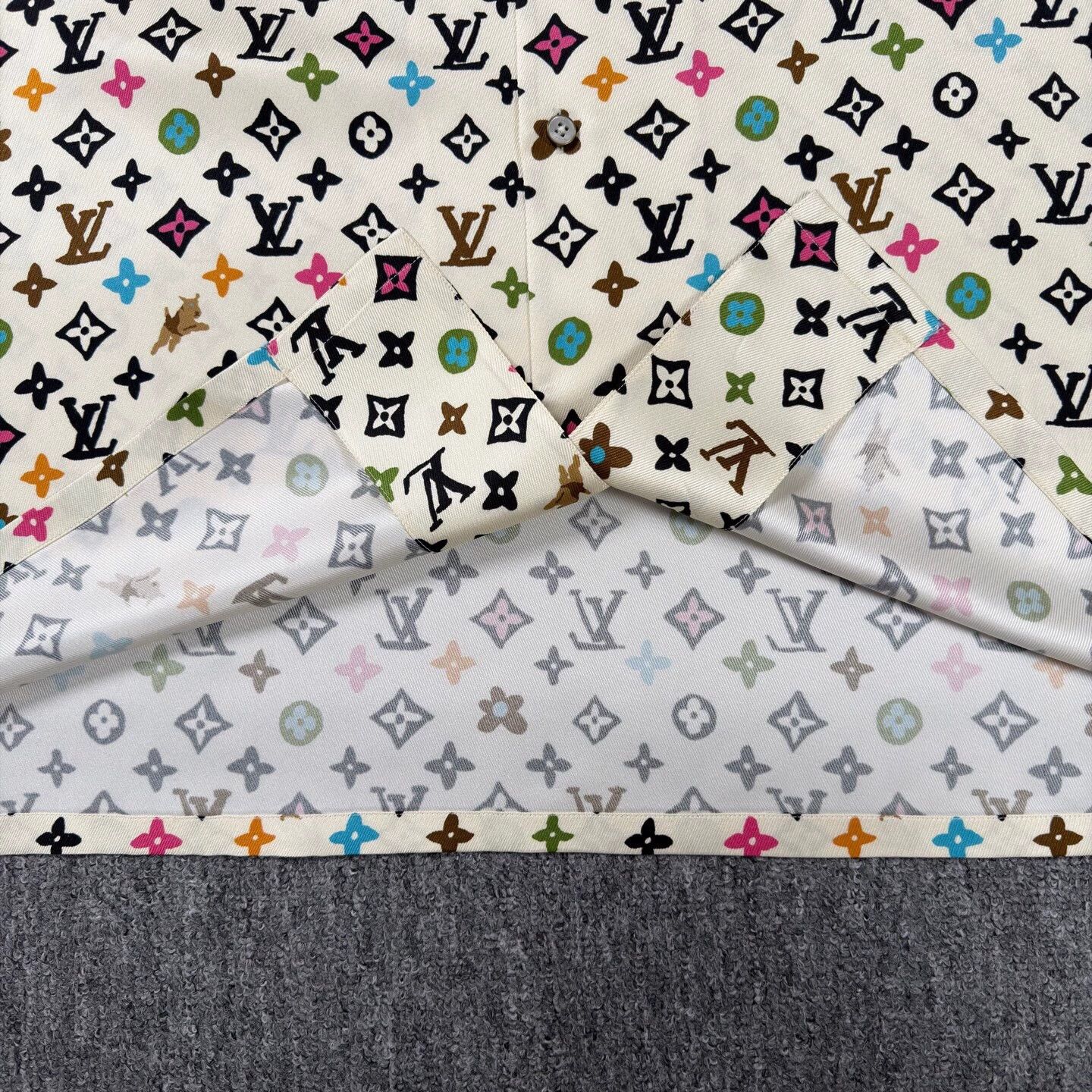 Louis Vuitton LV Tyler ivory all-over print short-sleeve shirt M Size US M / EU 48-50 / 2 - 7 Thumbnail