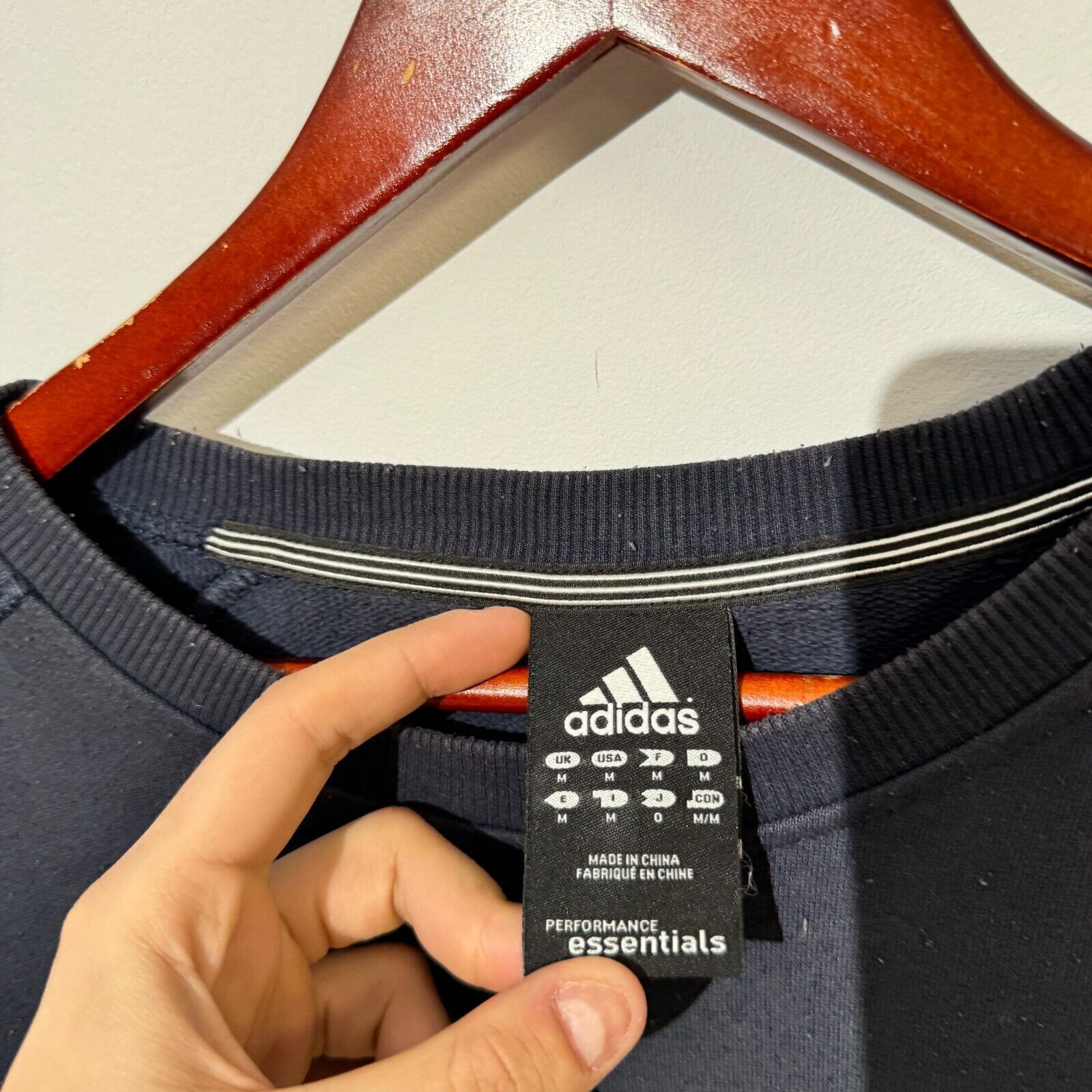 Adidas × Vintage Vintage Adidas Unisex Navy Blue Cotton Crewneck Size M Size US M / EU 48-50 / 2 - 6 Thumbnail