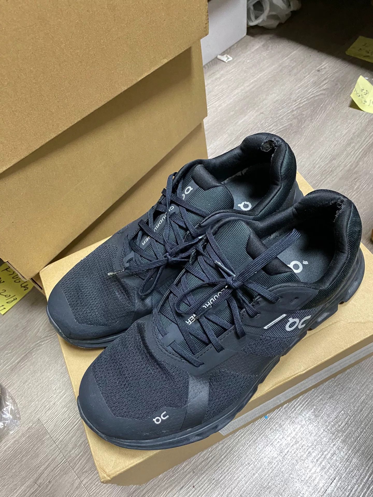 On On Waterproof Lowtop Sneakers 10.5 Men Size US 10.5 / EU 43-44 - 1 Thumbnail