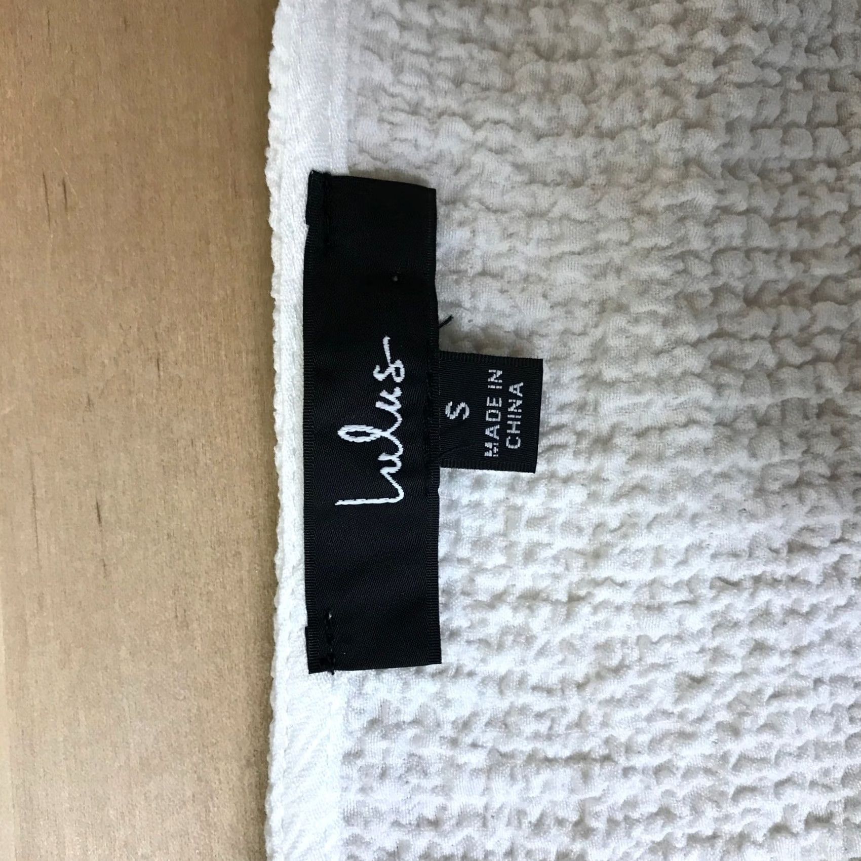 Lulus VINTAGE? No. Size S / US 4 / IT 40 - 7 Thumbnail