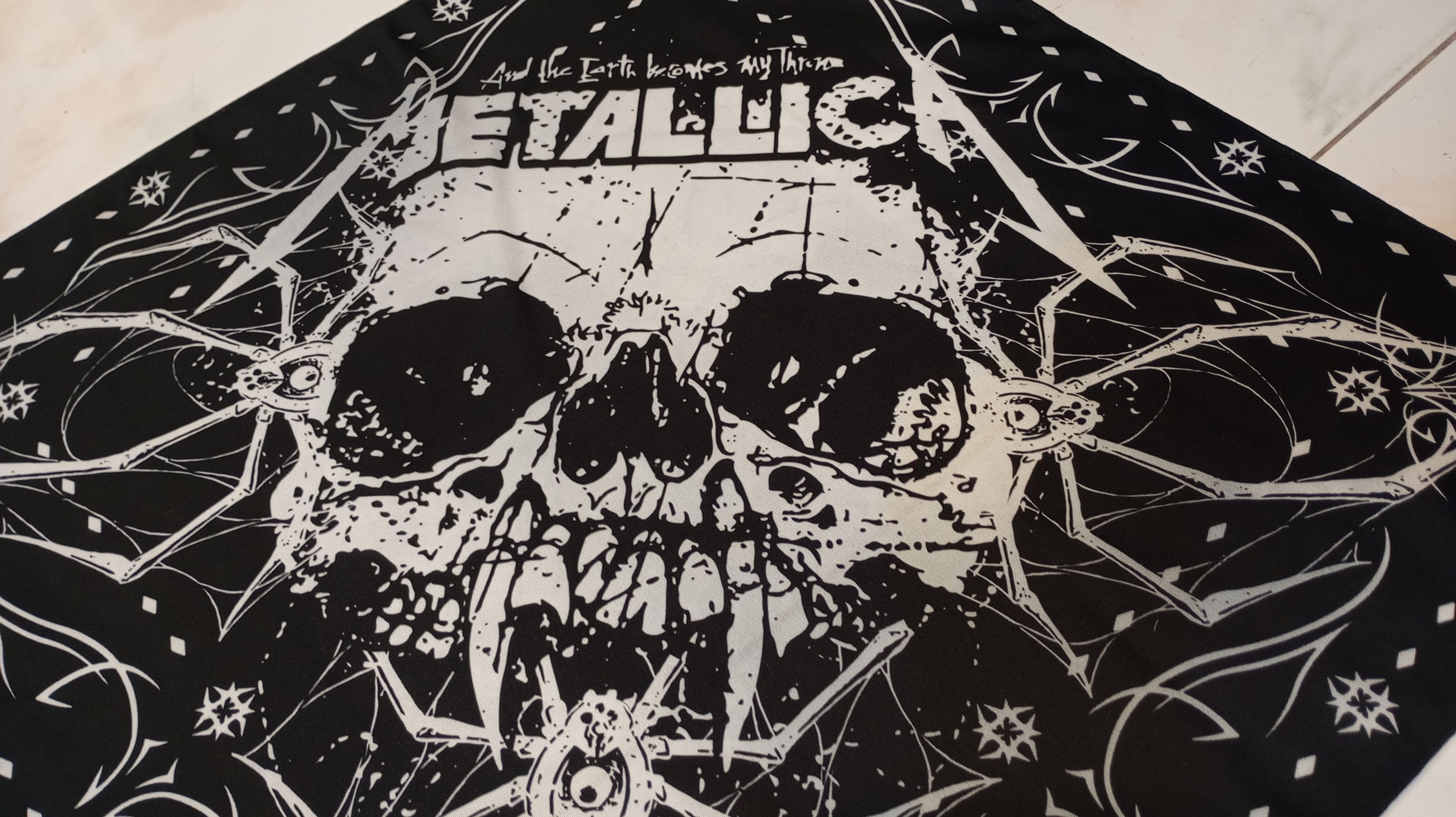 Band Tees Skulls Bandana Handkerchief Metallica Size ONE SIZE - 4 Thumbnail