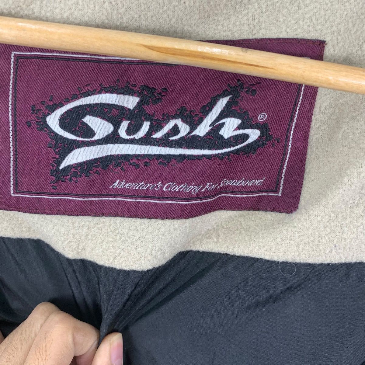 Vintage Vintage GUSH SNOWBOARD JAPAN Water Repellent Outdoor Jacket Size US M / EU 48-50 / 2 - 8 Thumbnail