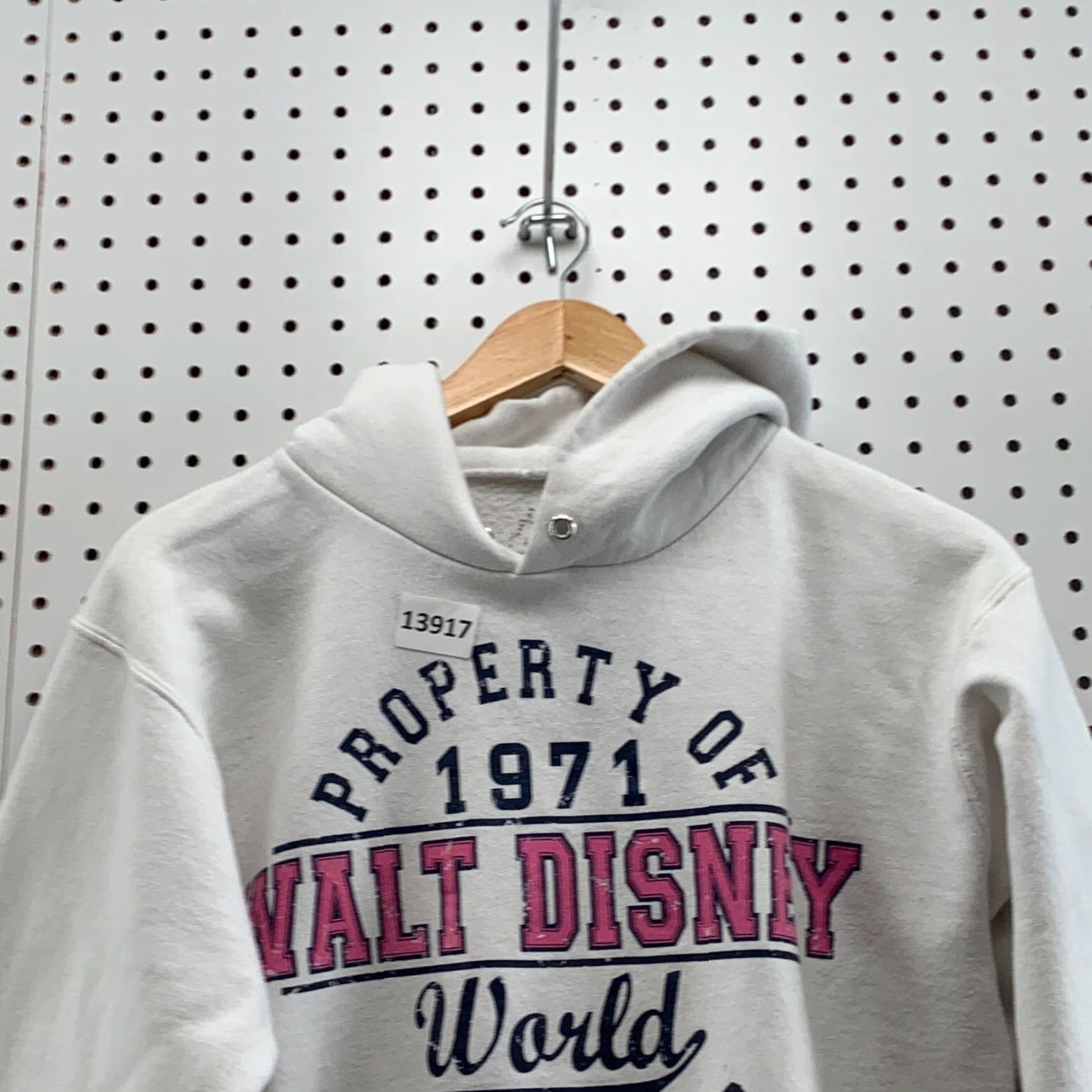 Disney VINTAGE Disney Property Of Women's White Hooded Sweater Long Sleeve Size Small Size S / US 4 / IT 40 - 3 Thumbnail