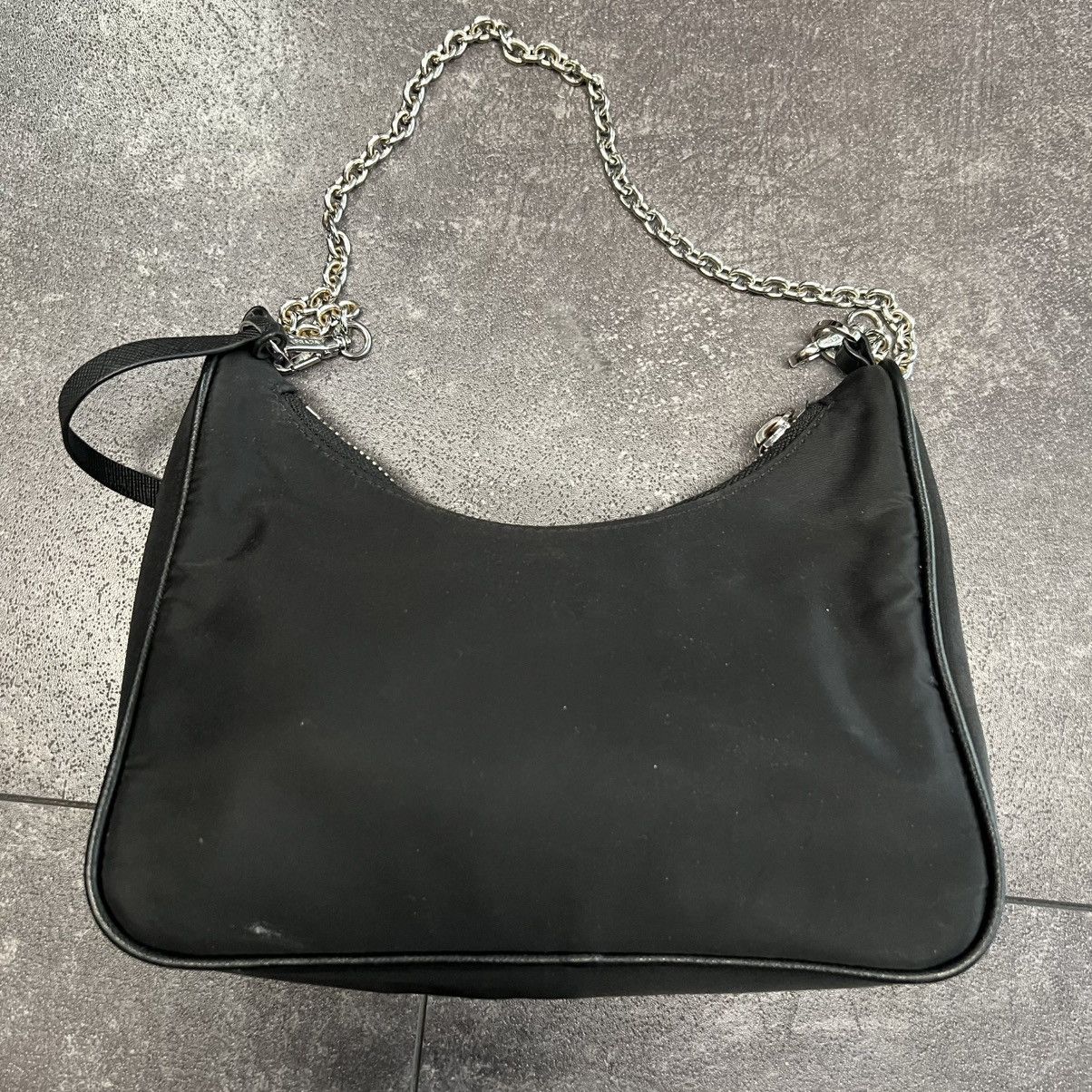 Prada Prada Re-Edition 2005 Shoulder Bag Nylon Black Size ONE SIZE - 2 Thumbnail