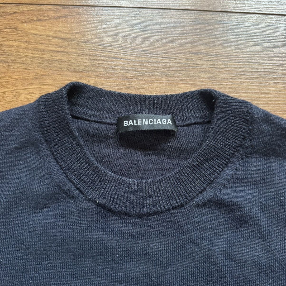 Balenciaga Balenciaga big embroidered logo sweater Size US M / EU 48-50 / 2 - 3 Thumbnail
