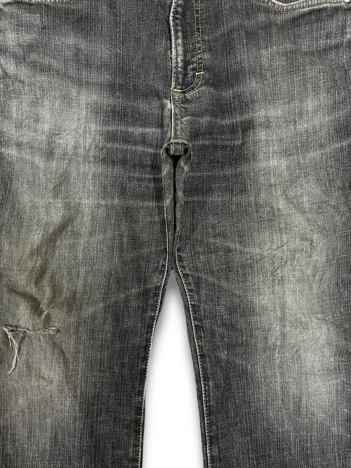 Wrangler Vintage Wrangler Fade Rip Distressed Loose Style Jeans 32x30 Size US 32 / EU 48 - 5 Thumbnail