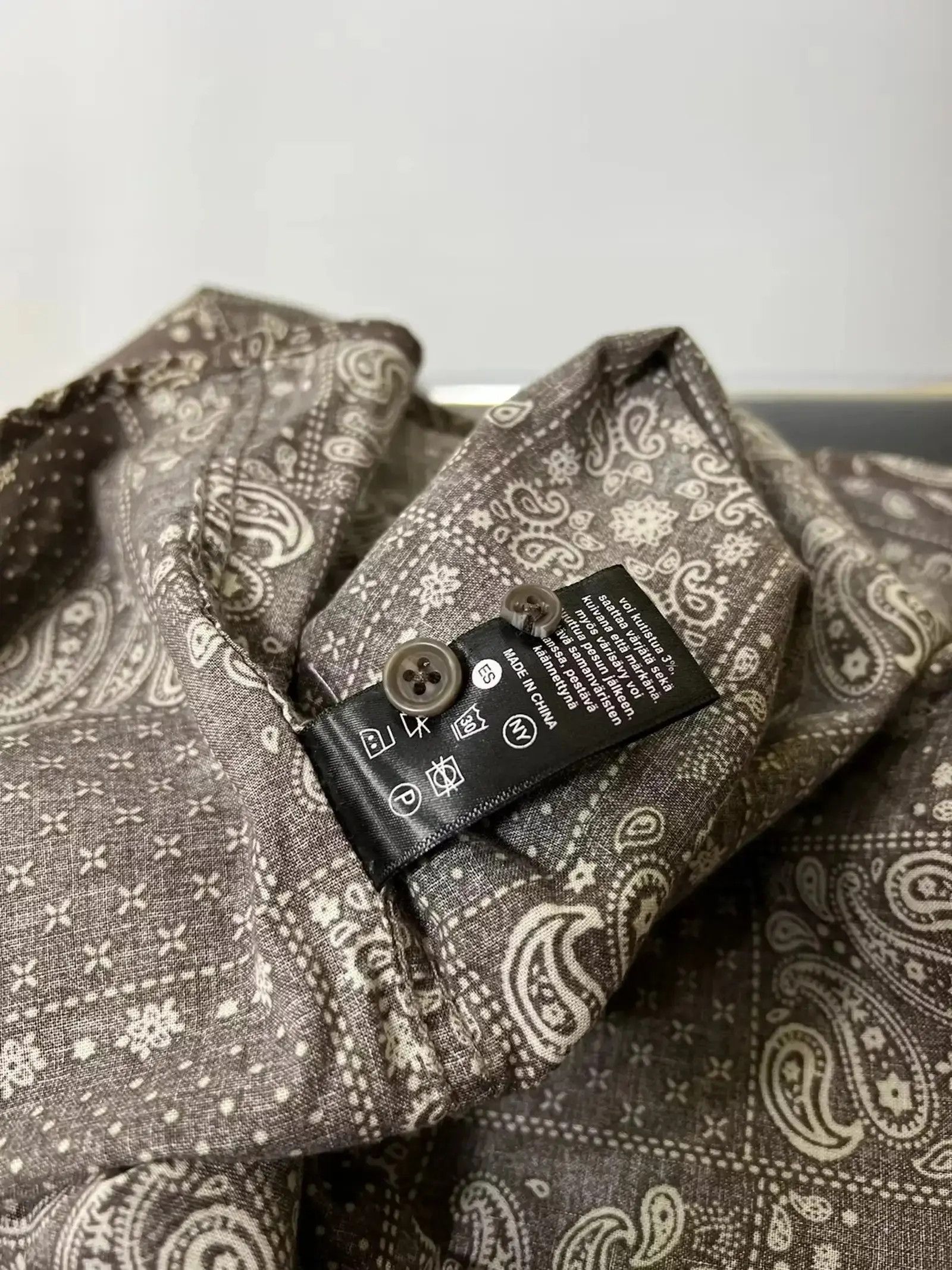 Earnest Sewn Earnest Sewn New York bandana shirt long sleeve Size US S / EU 44-46 / 1 - 4 Thumbnail