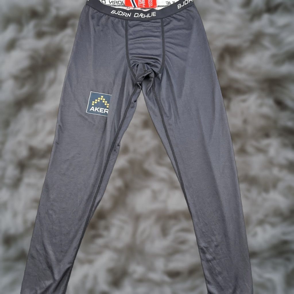 Helly Hansen Helly Hansen Bjorn Daehlie Base Layer Pants L Outdoor Ski Winter Thermal Gray Regular Mens Track Pants Sports Quick Dry Stretch Size US 33 - 1 Thumbnail