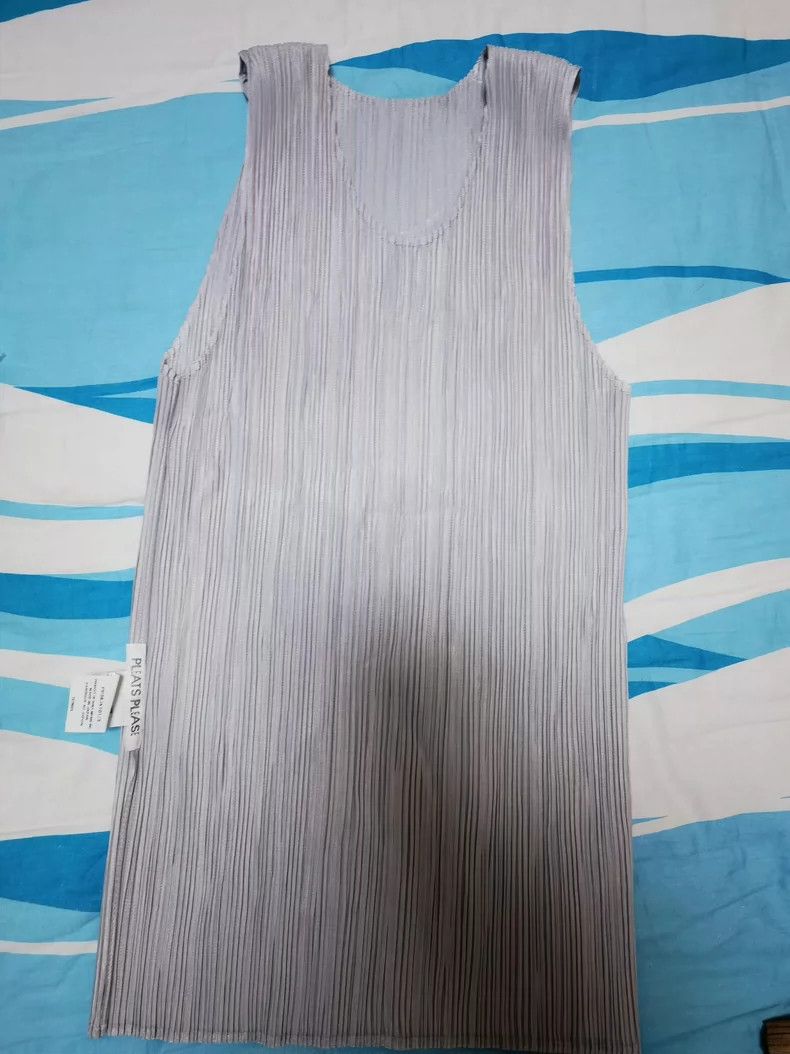 Issey Miyake issey miyake size:3 Light grey vest 2506-Nextarrow Size XXS / US 00 / IT 34 - 2 Thumbnail