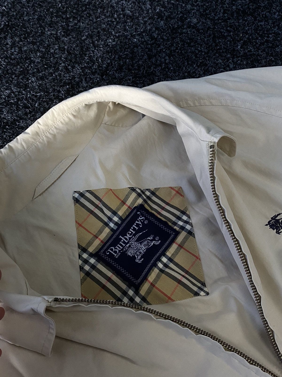 Burberry × Vintage ❗️Burberrys 90s vintage bomber jacket monogram beige L-XL Size US L / EU 52-54 / 3 - 7 Thumbnail