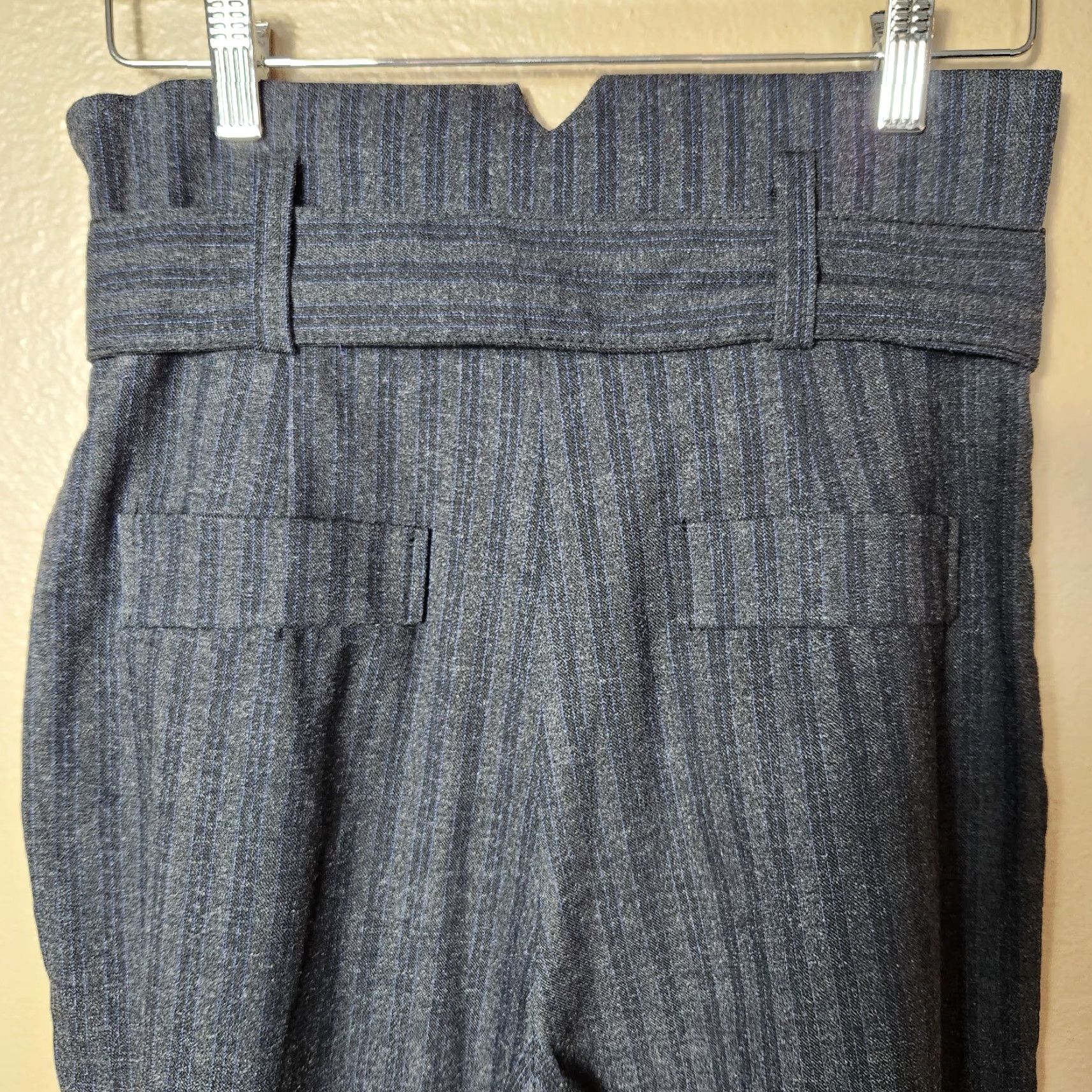Vintage VINTAGE Nina USA High Tie Waist Pinstripe Wide Leg Crop Pants - Size M, Gray, Wide-Leg, Cropped, Pinstripe, Flat Front, Zip Closure, 15" Waist, Womens Size 32" / US 10 / IT 46 - 7 Thumbnail