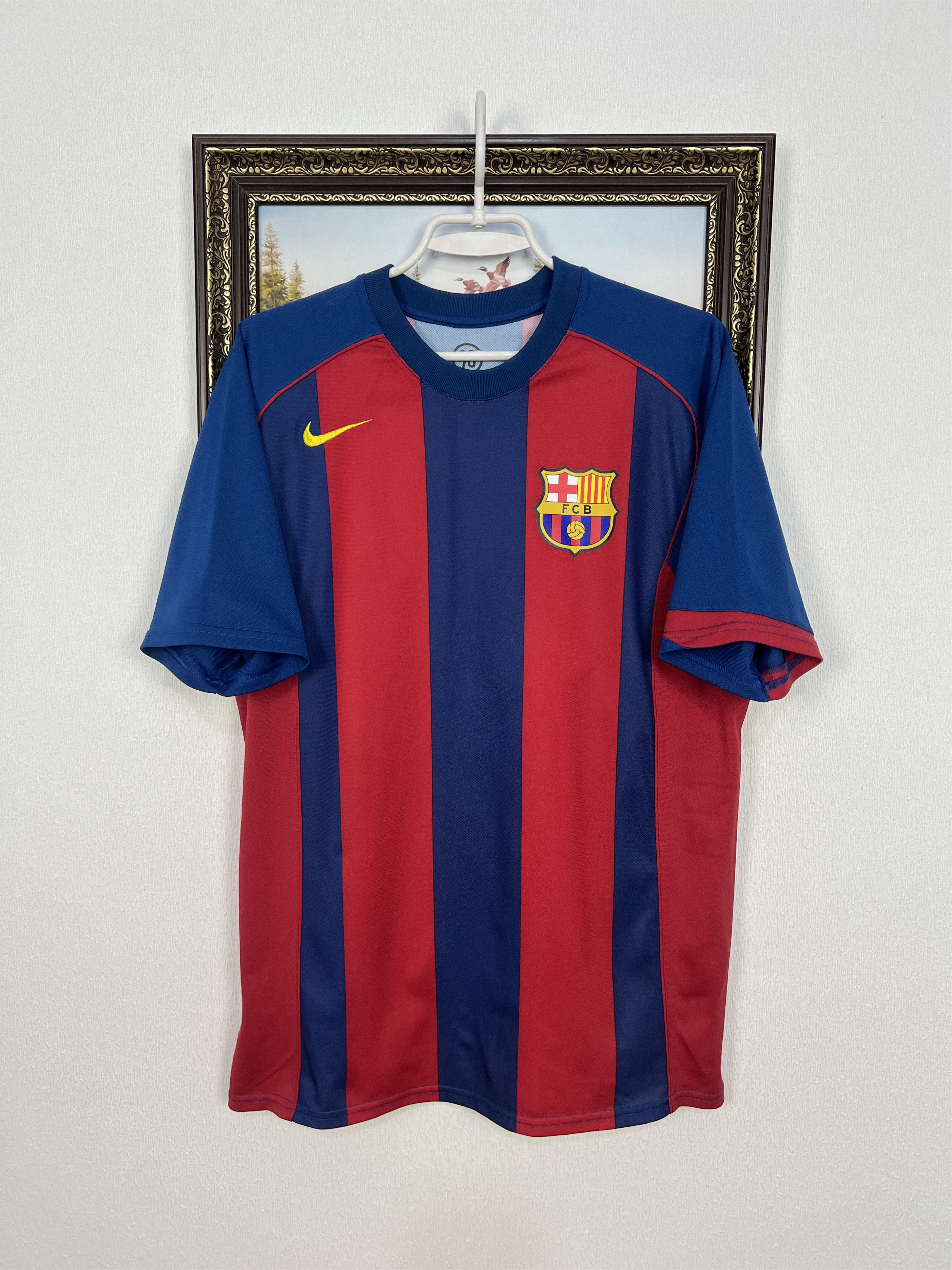 Nike Barcelona football shirt 2004 Soccer Nike Jersey Mens Size US M / EU 48-50 / 2 - 1 Thumbnail