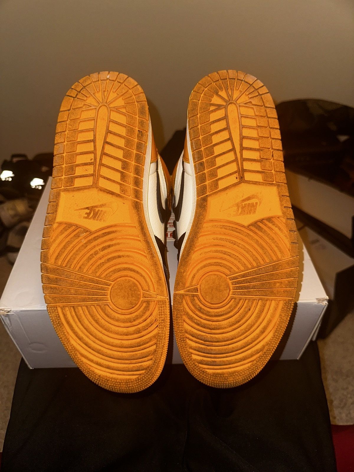 Jordan Brand Jordan 1 Retro OG Taxi Size US 10 / EU 43 - 6 Thumbnail
