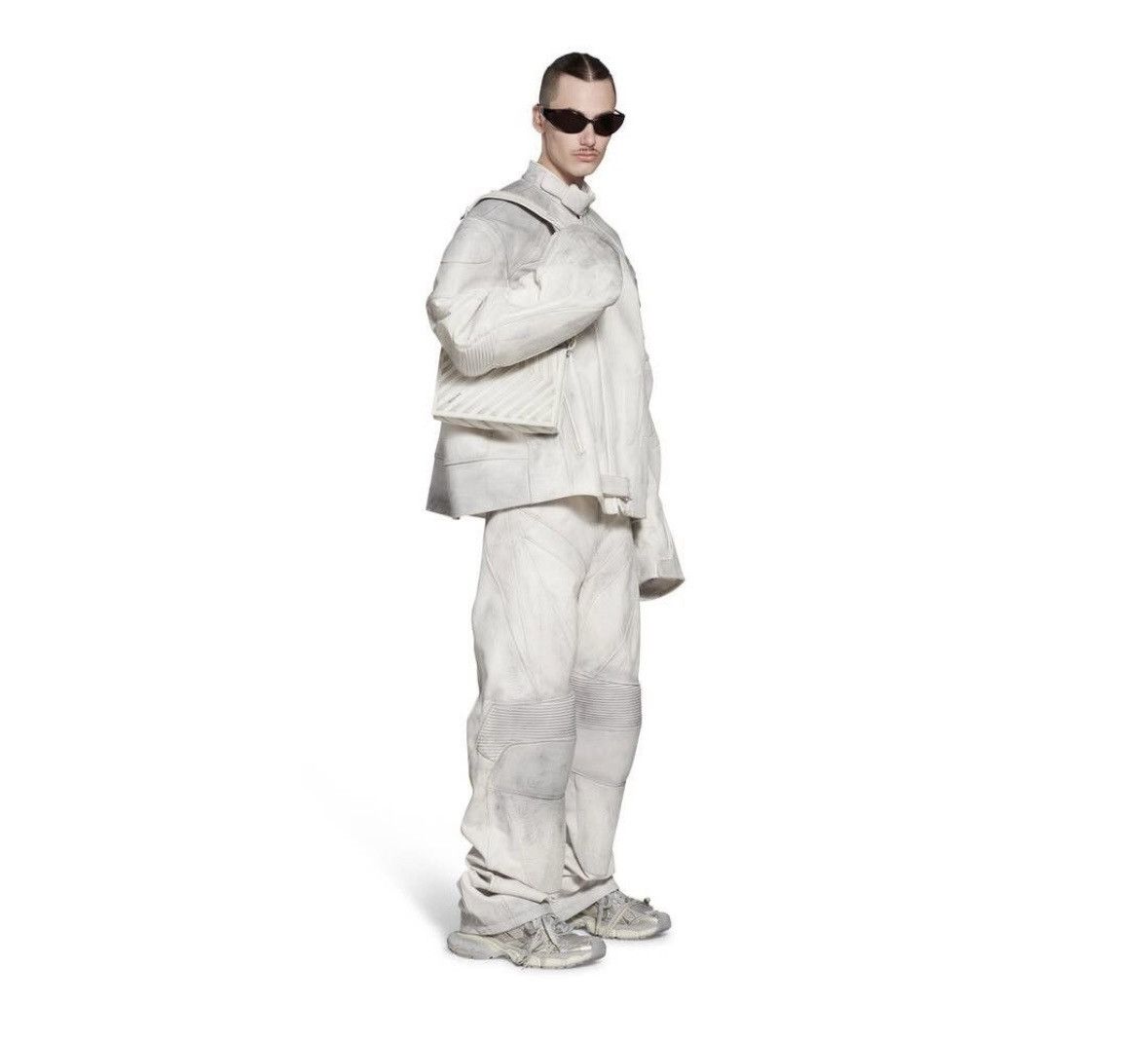 Balenciaga ✅Balenciaga CAR flap white distressed messenger bag Size ONE SIZE - 6 Thumbnail