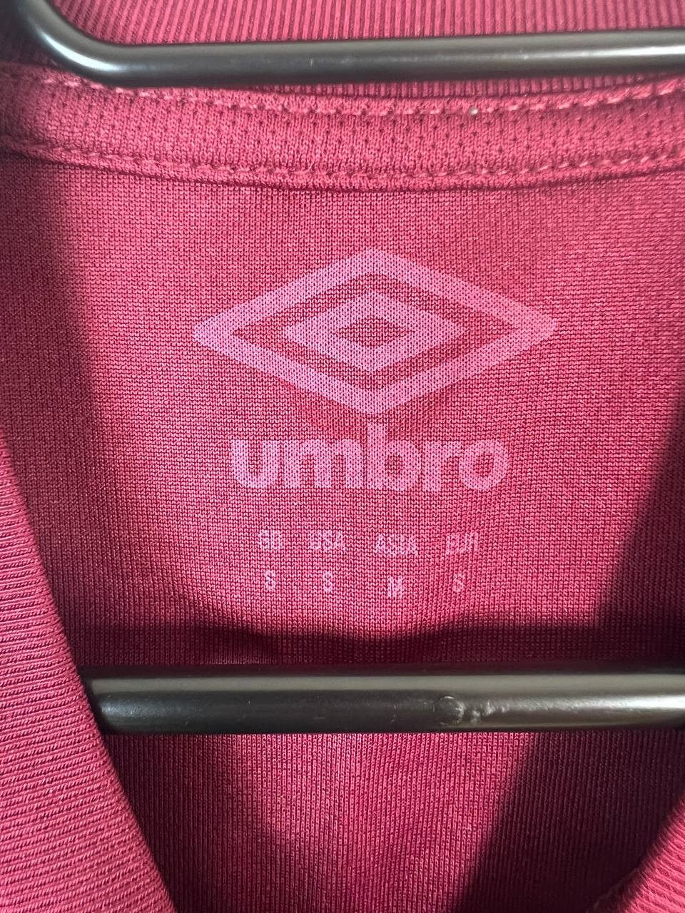 Umbro BURNLEY 2021 2022 HOME SHIRT WOOD #9 UMBRO Sz S Size US S / EU 44-46 / 1 - 3 Thumbnail