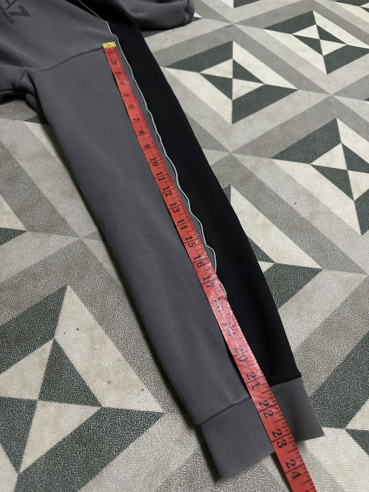 Emporio Armani Emporio Armani EA7 men’s athletic colour block zipper hoodie Size US XXL / EU 58 / 5 - 11 Thumbnail