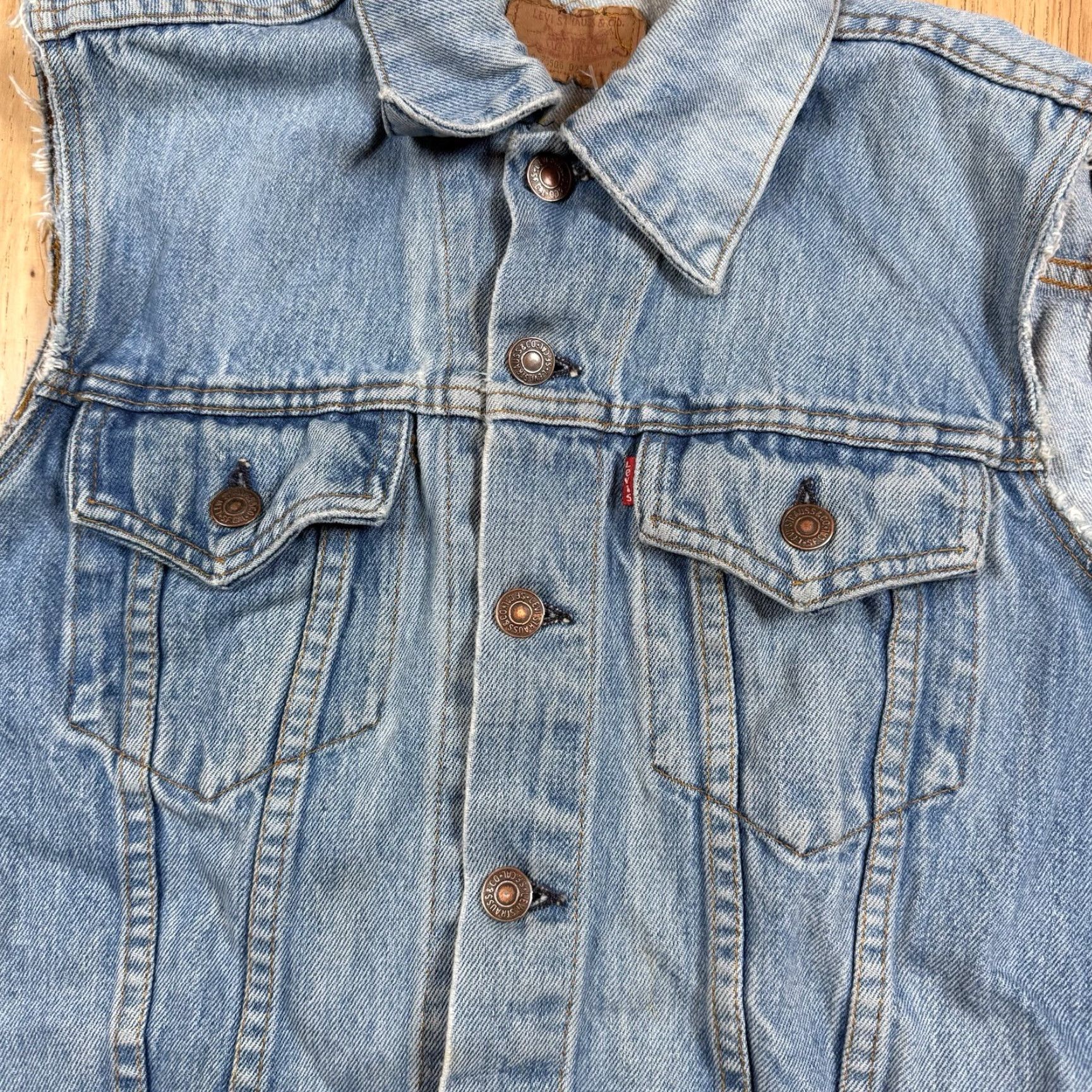 Levi's VTG Levi's Denim Cutoff Vest Mens M Biker Light Wash 75505 Blue Cotton Denim Vest Men Size US M / EU 48-50 / 2 - 4 Thumbnail