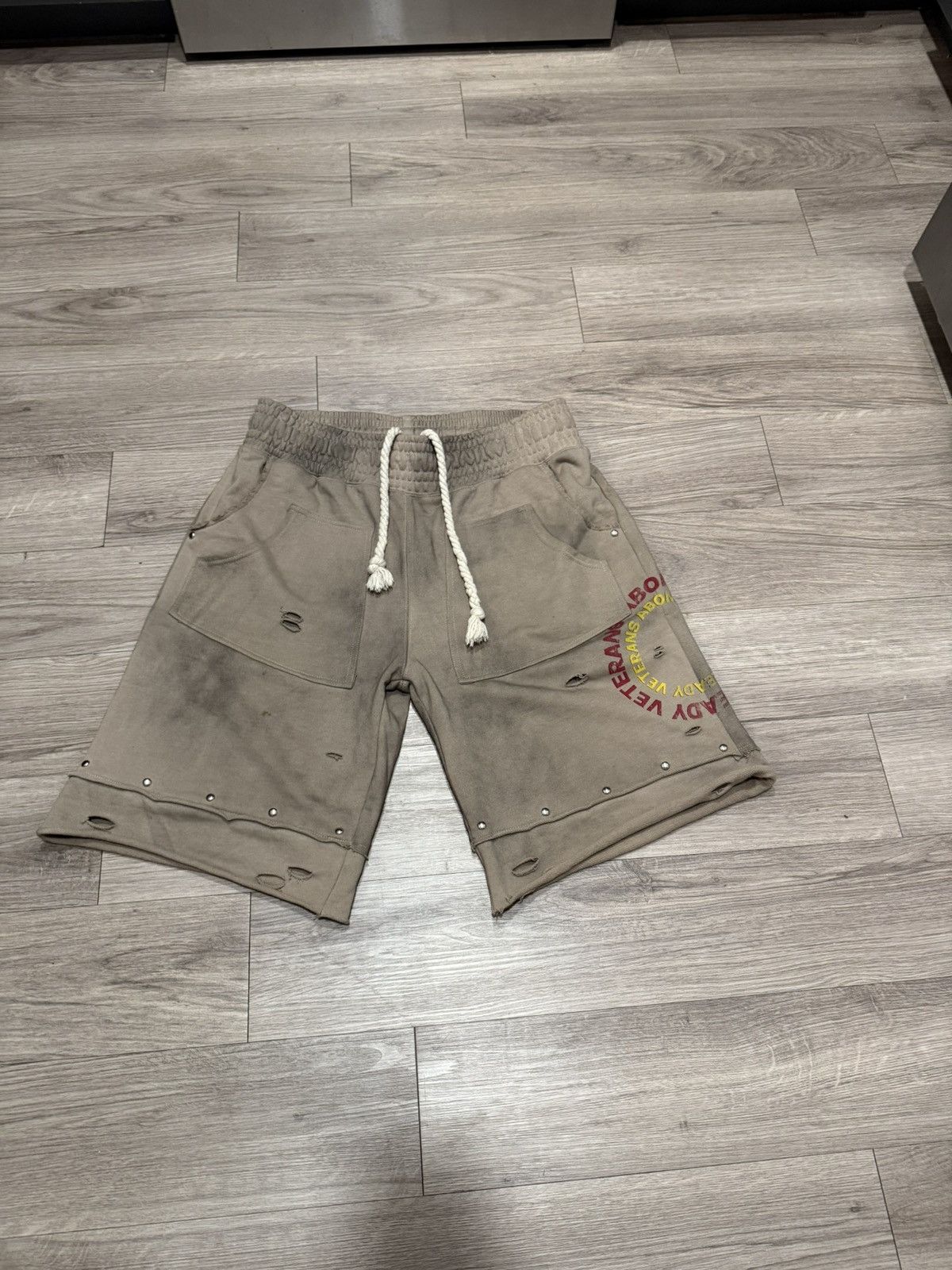 Other Acid wash LuvAbominable shorts (jacket sold separate) Size US 34 / EU 50 - 7 Thumbnail