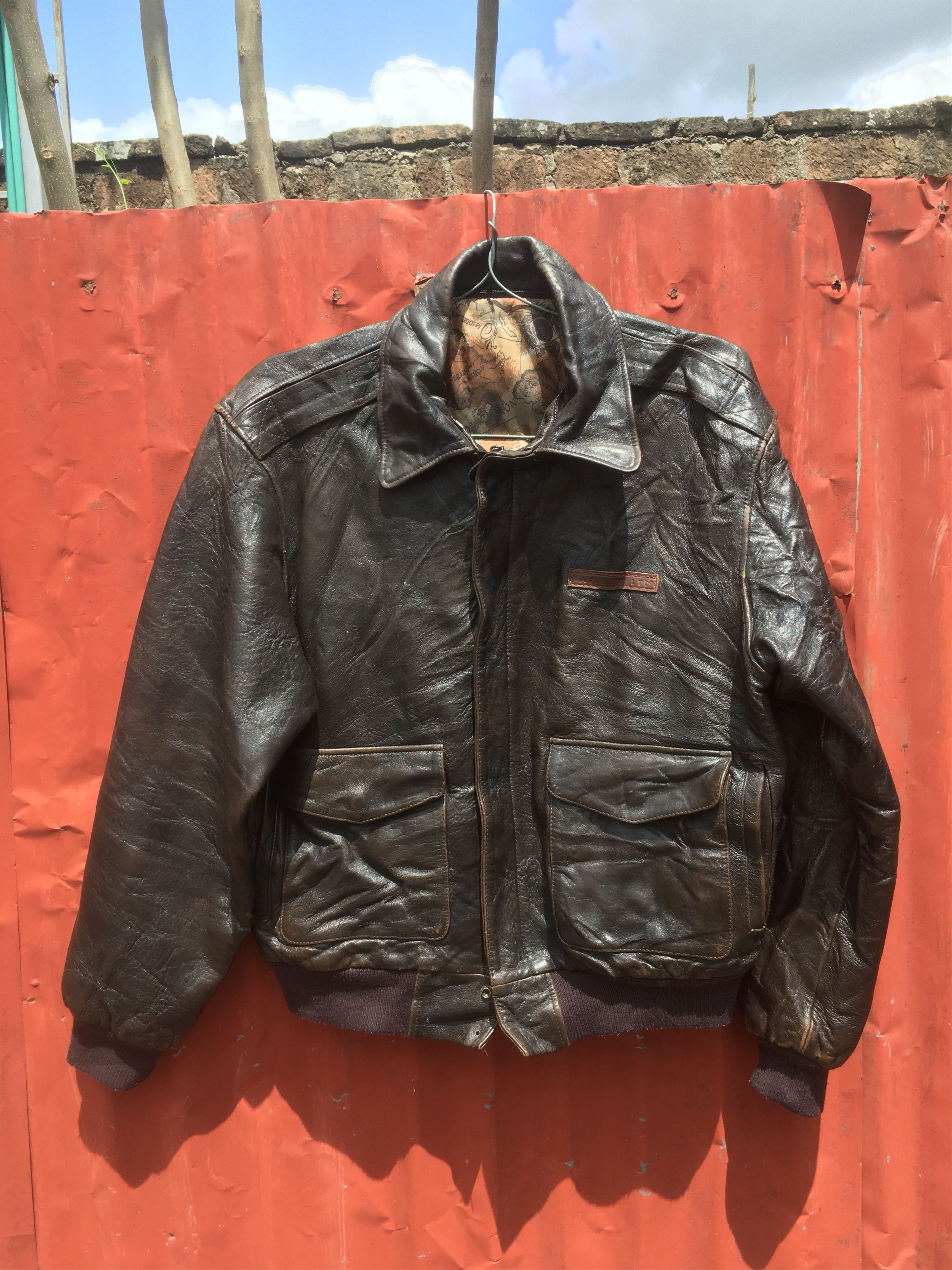 Avirex Rare Avirex LAS VEGAS LADY Type-2 bomber jacket Size US L / EU 52-54 / 3 - 2 Thumbnail