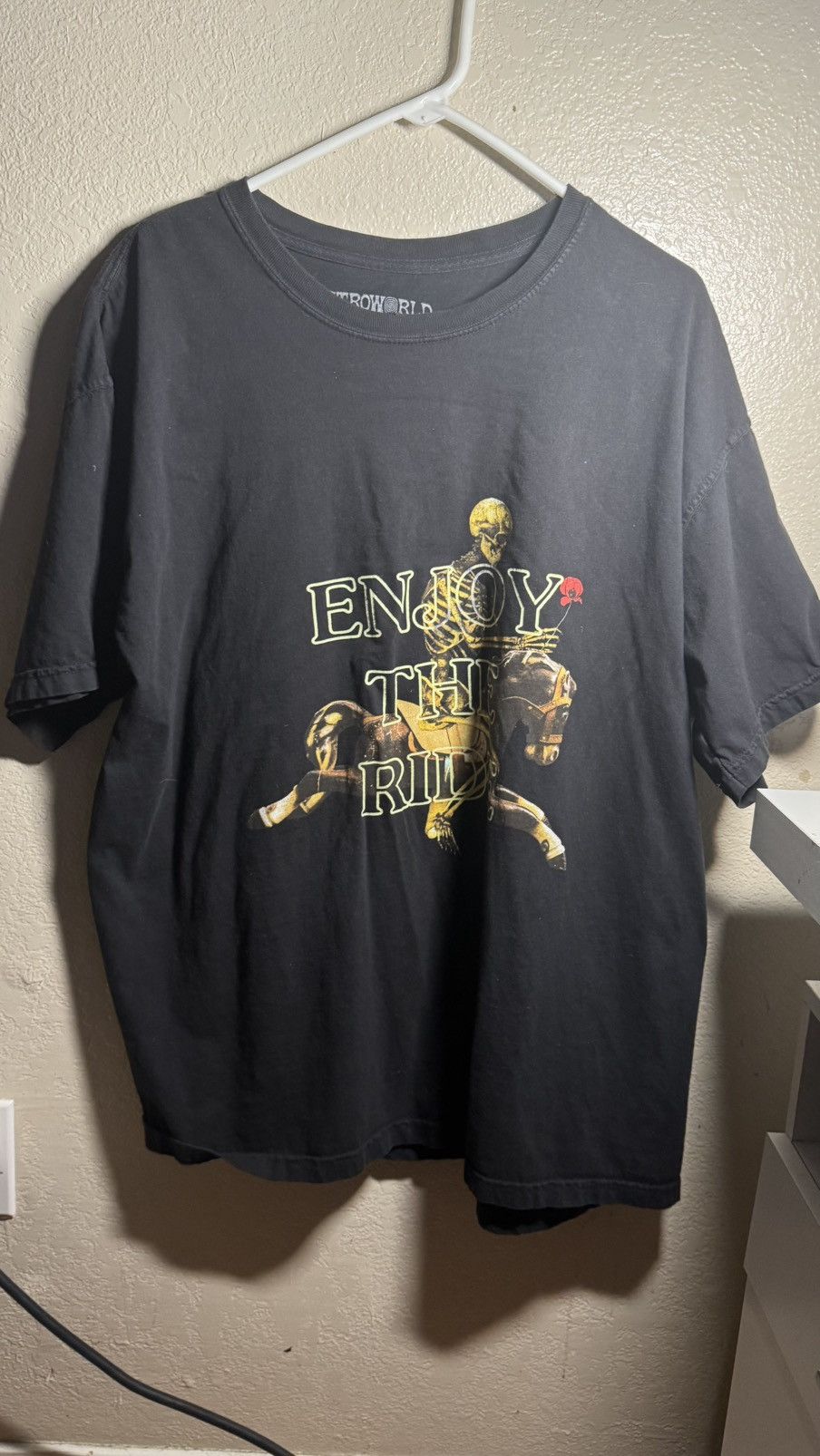 Travis Scott Enjoy The Ride Astroworld T-Shirt Size US XL / EU 56 / 4 - 1 Thumbnail