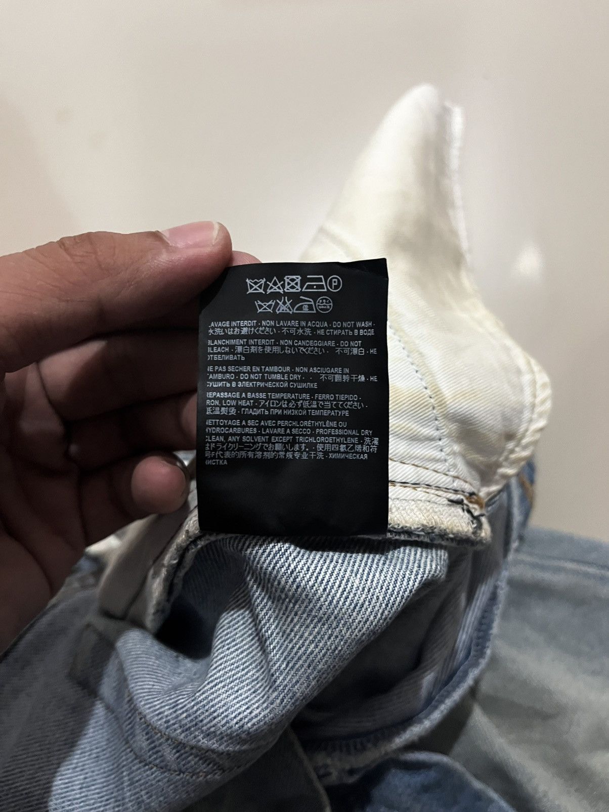 Saint Laurent Paris FW2018 SAINT LAURENT PARIS BLEU CLAIR DENIM Size US 34 / EU 50 - 9 Thumbnail