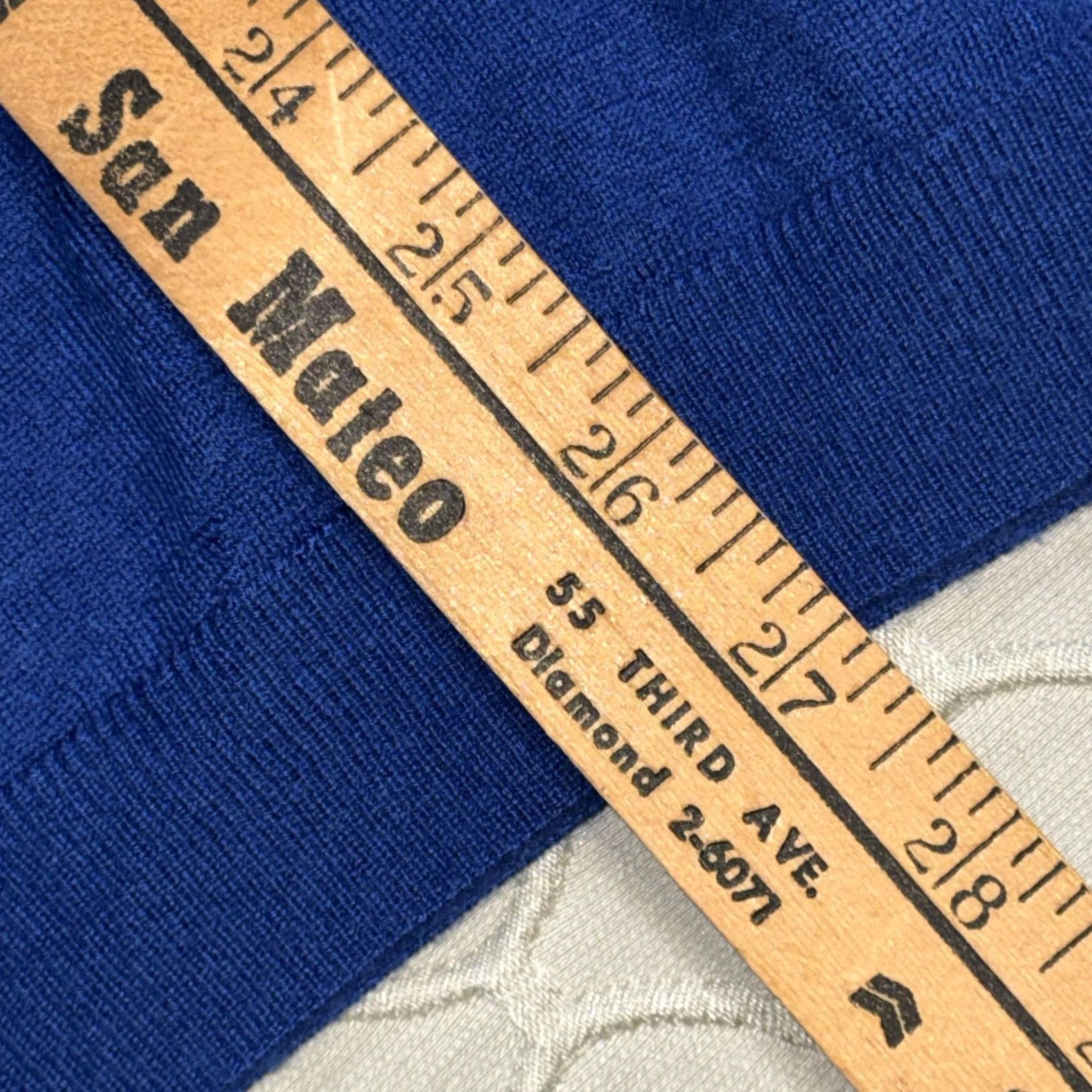 Footjoy FootJoy Sweater Mens L Blue 100% Cashmere V Neck Pullover Soft Gray Trim Size US L / EU 52-54 / 3 - 7 Thumbnail