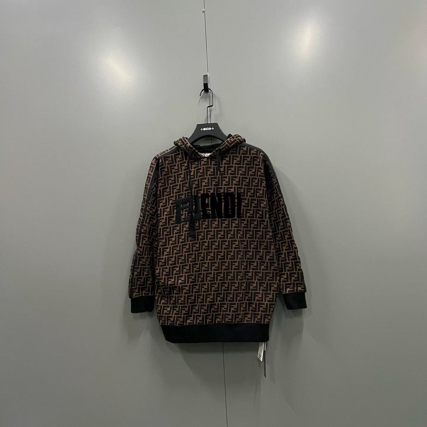 Fendi fendi logo print hoodie in size S Size US S / EU 44-46 / 1 - 1 Thumbnail