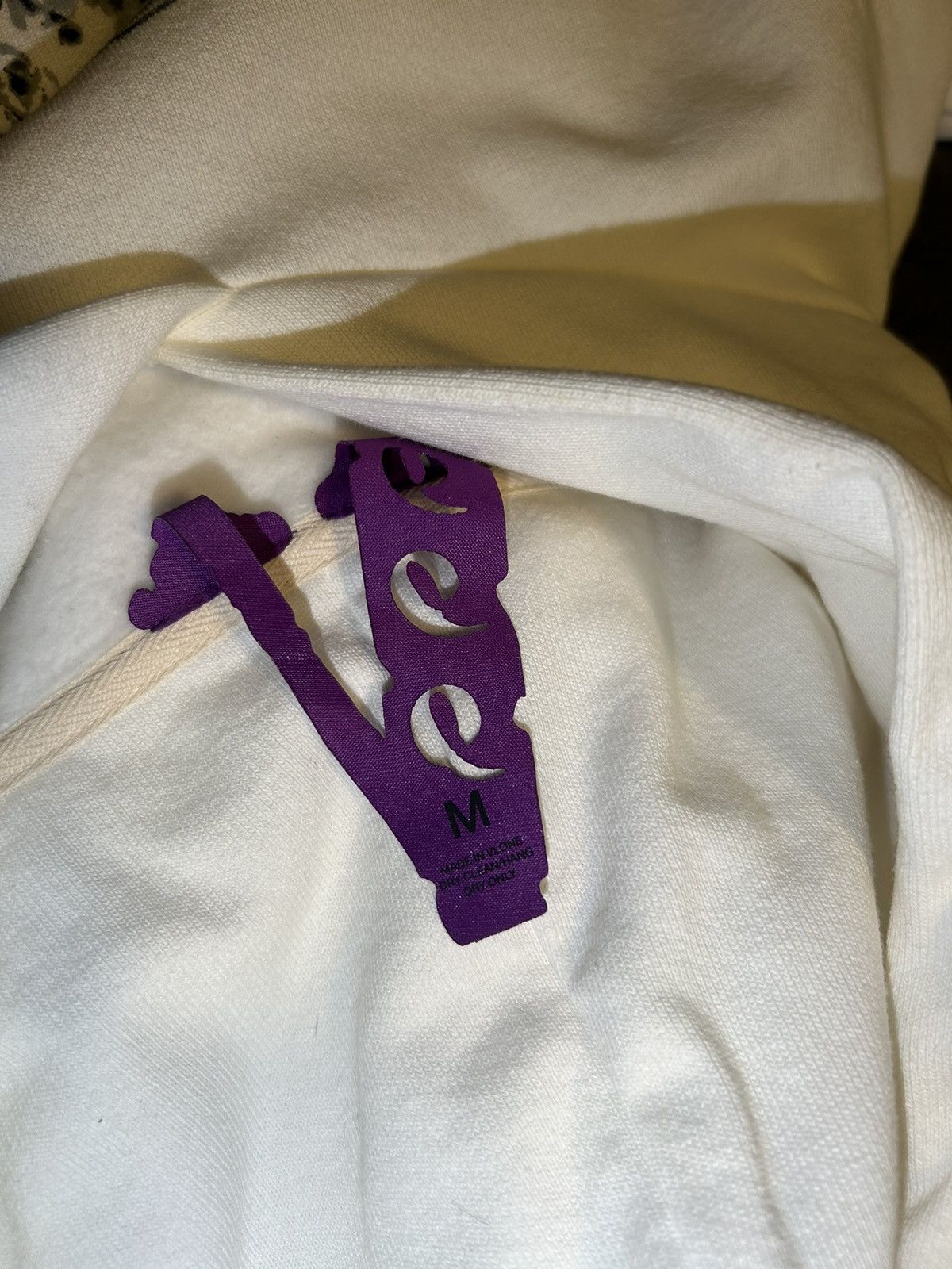 Vlone Vlone Juice Wrld Man of The Year (MOTY) Hoodie Size US M / EU 48-50 / 2 - 3 Thumbnail