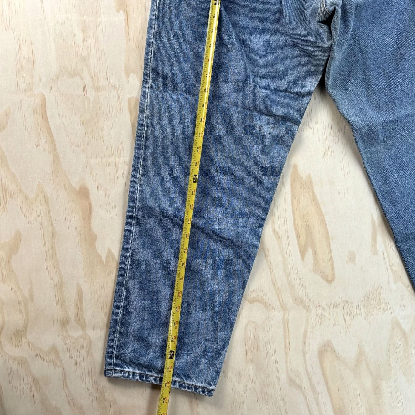 Levi's Levi's 550 Jeans Mens 33x27 Blue Medium Wash Denim Relaxed Tapered Leg Pants Size US 33 - 6 Thumbnail