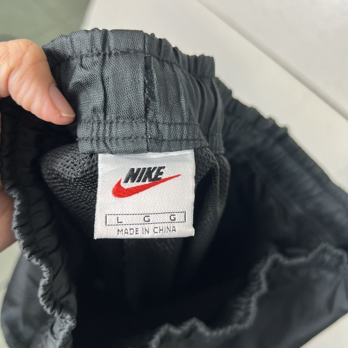 Nike 🔥 VINTAGE NIKE NYLON TRACK PANTS Size US 32 / EU 48 - 10 Thumbnail
